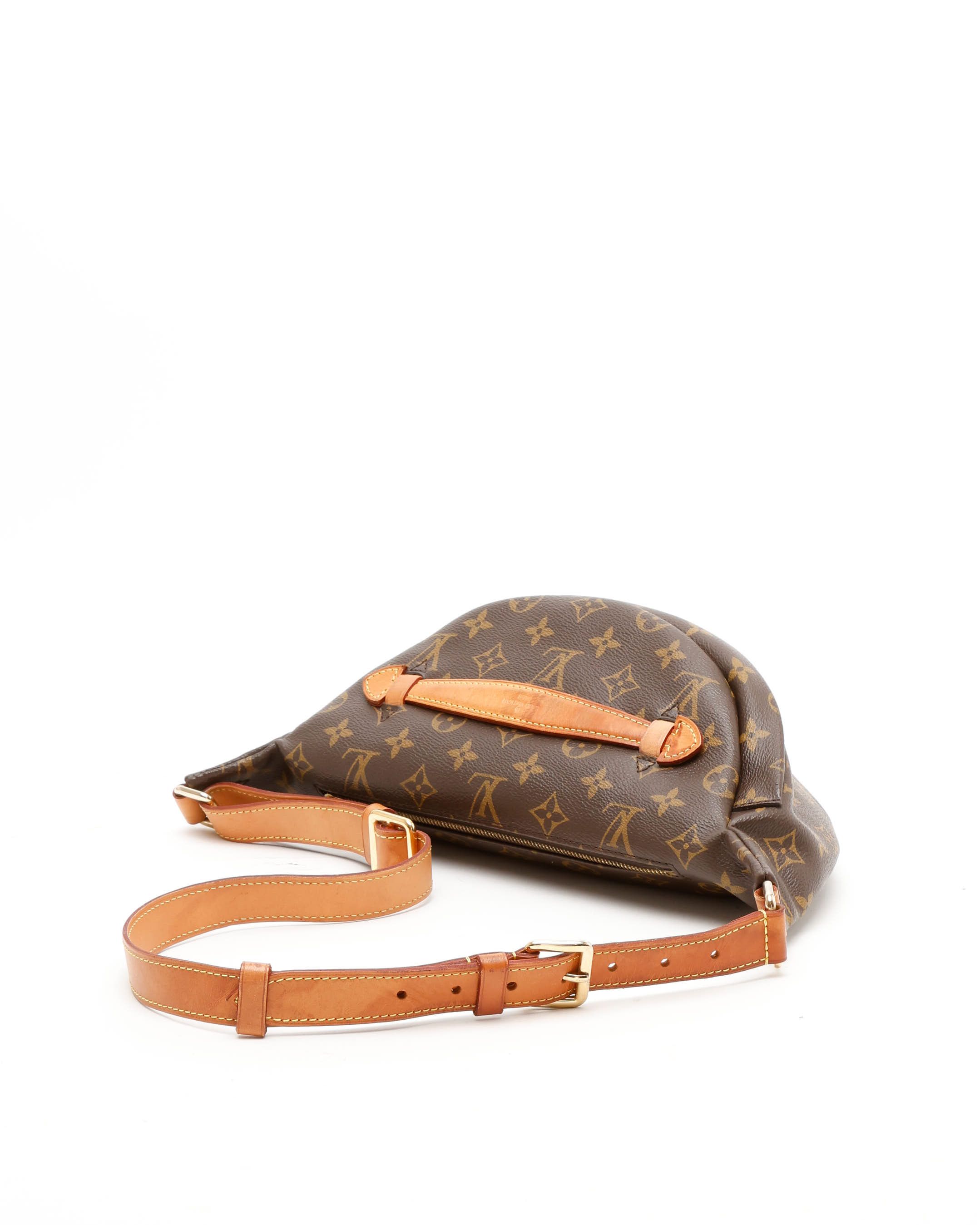 Pre-owned Louis Vuitton Monogram Bumbag In Brown