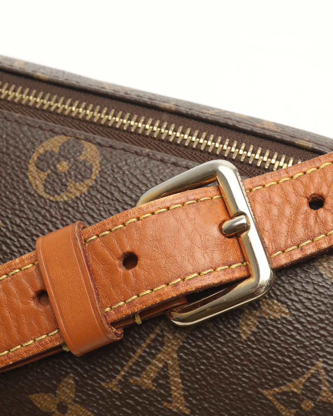 Pre-owned Louis Vuitton Monogram Bumbag In Brown