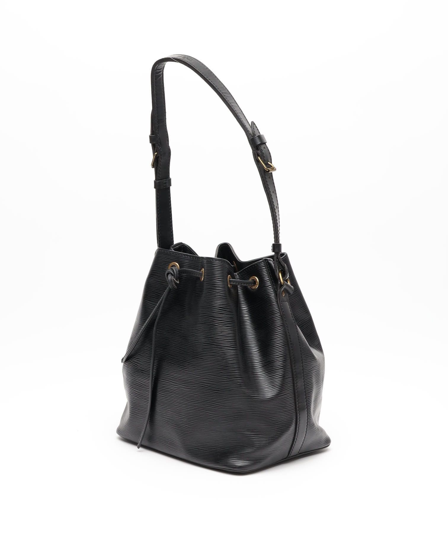 Pre-owned Louis Vuitton Epi Petit Noé Bag In Black