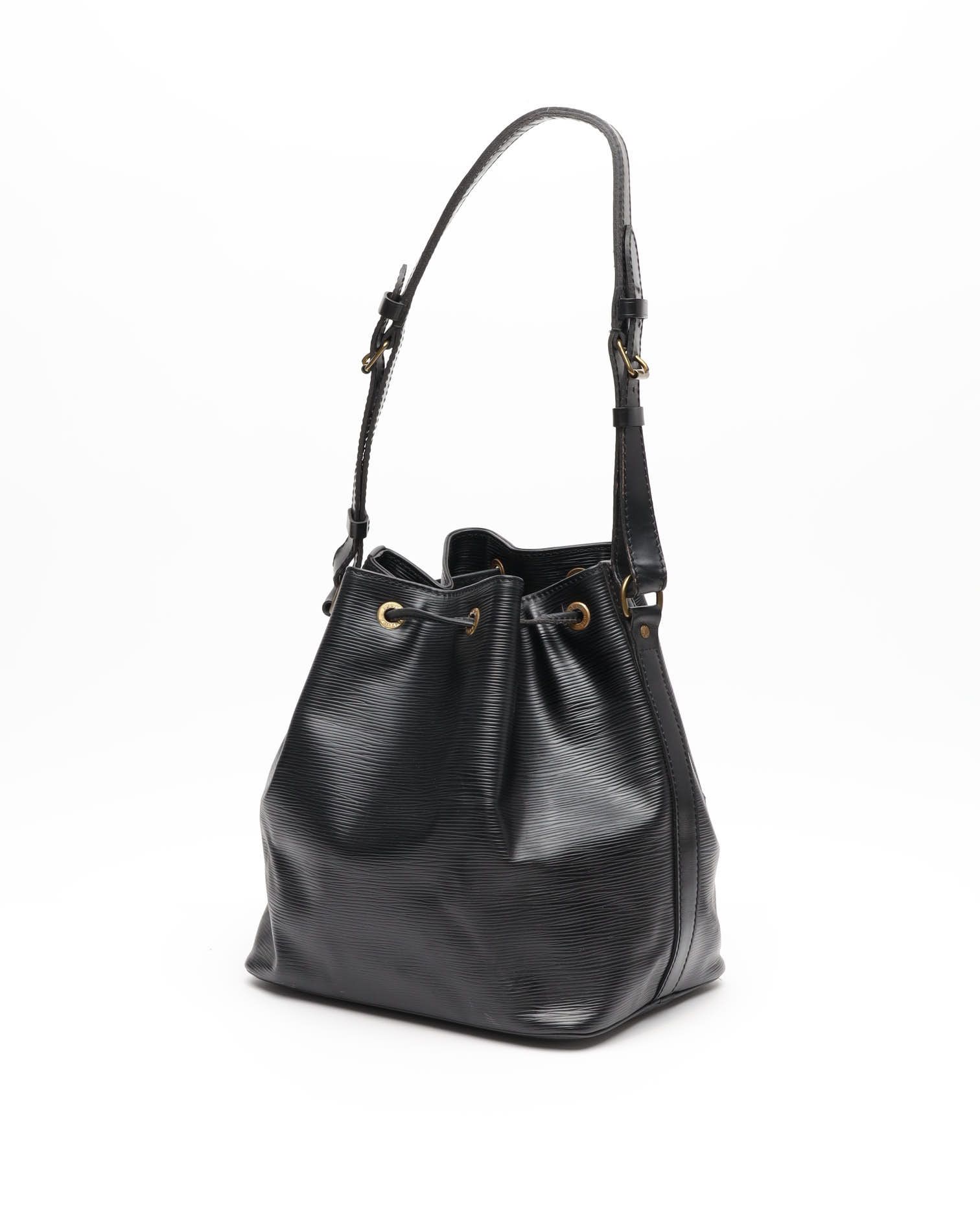 Pre-owned Louis Vuitton Epi Petit Noé Bag In Black