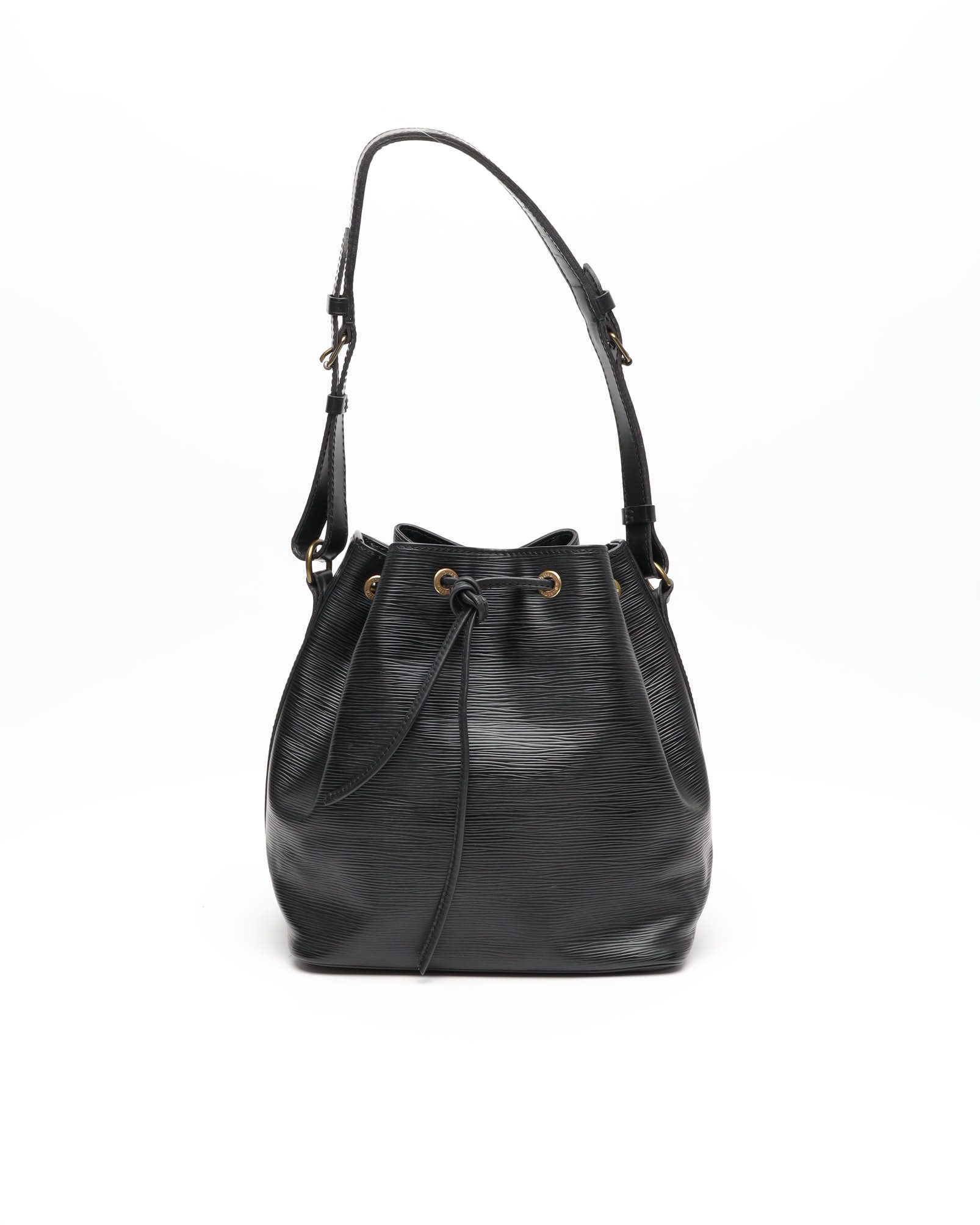 Pre-owned Louis Vuitton Epi Petit Noé Bag In Black
