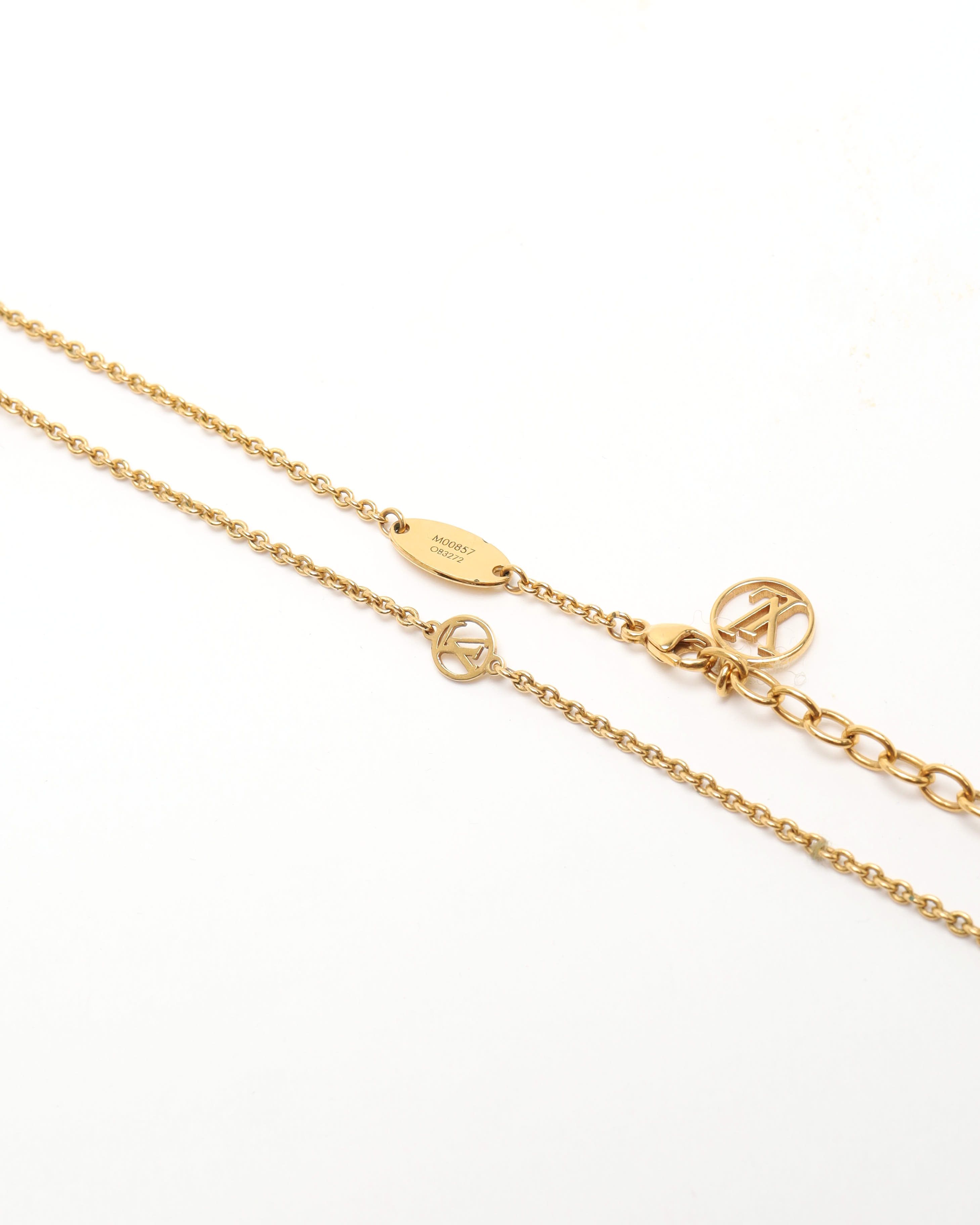 Pre-owned Louis Vuitton Essential V Necklace In Gold