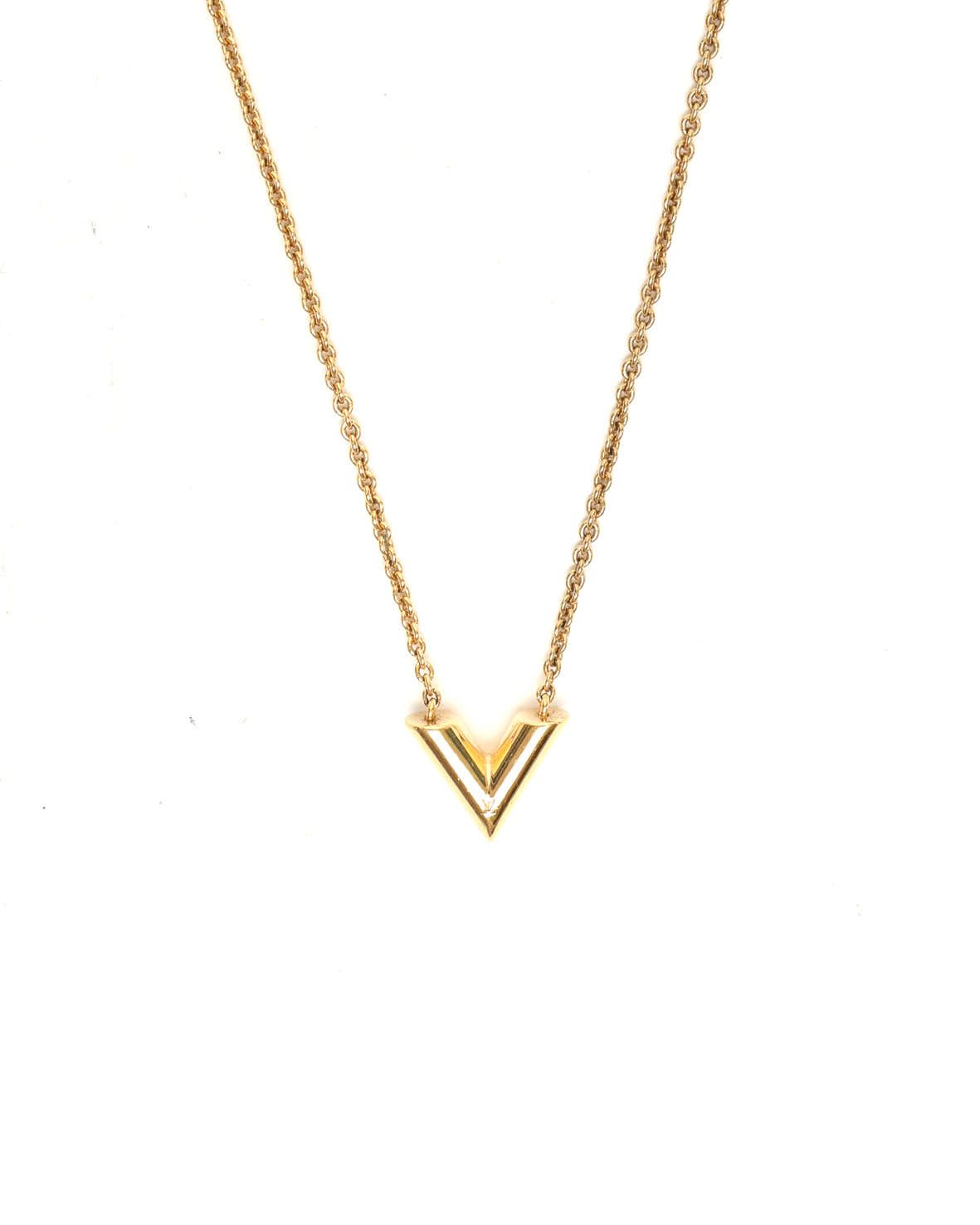 Pre-owned Louis Vuitton Essential V Necklace In Gold