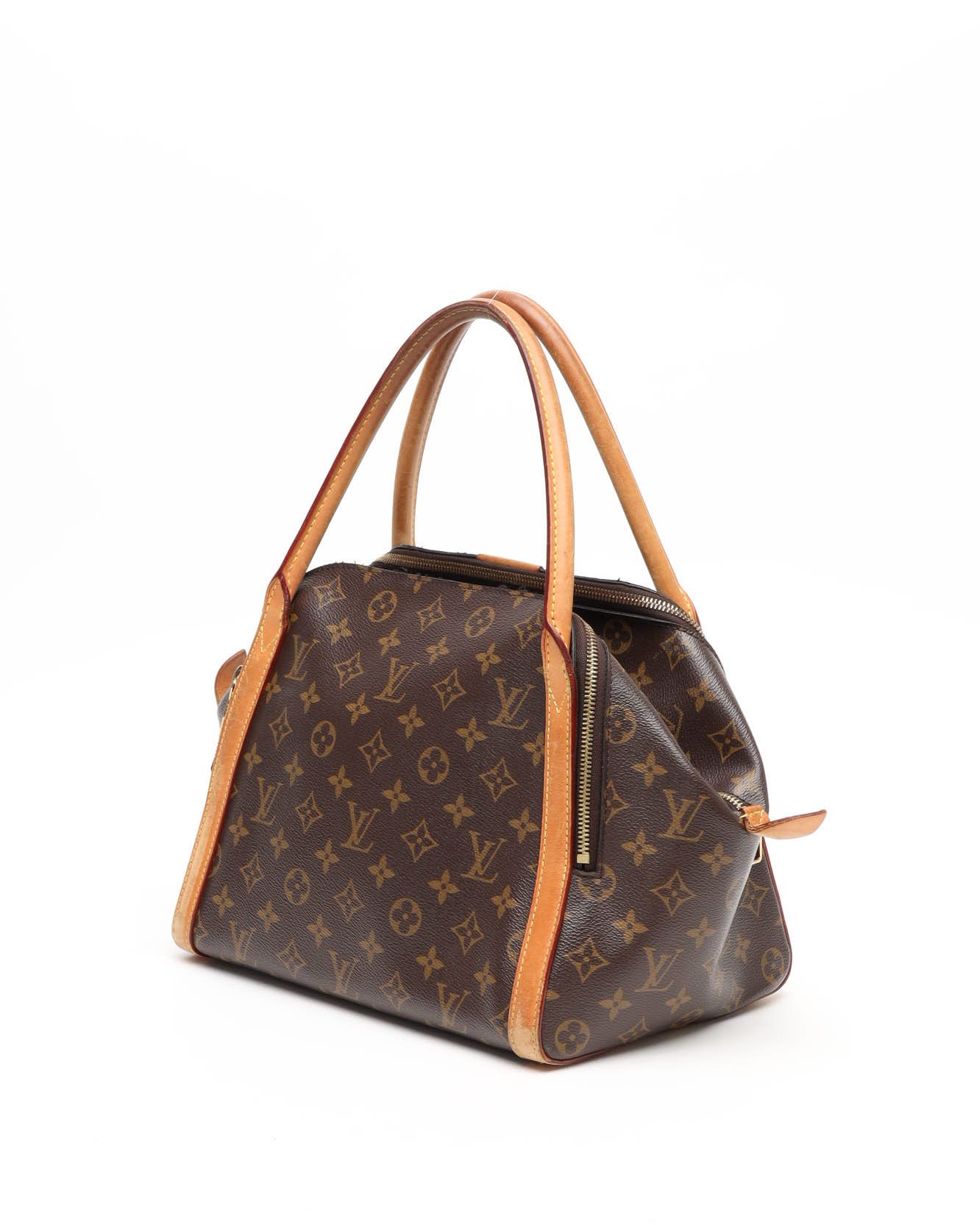 Pre-owned Louis Vuitton Monogram Marais Mm Bag In Brown
