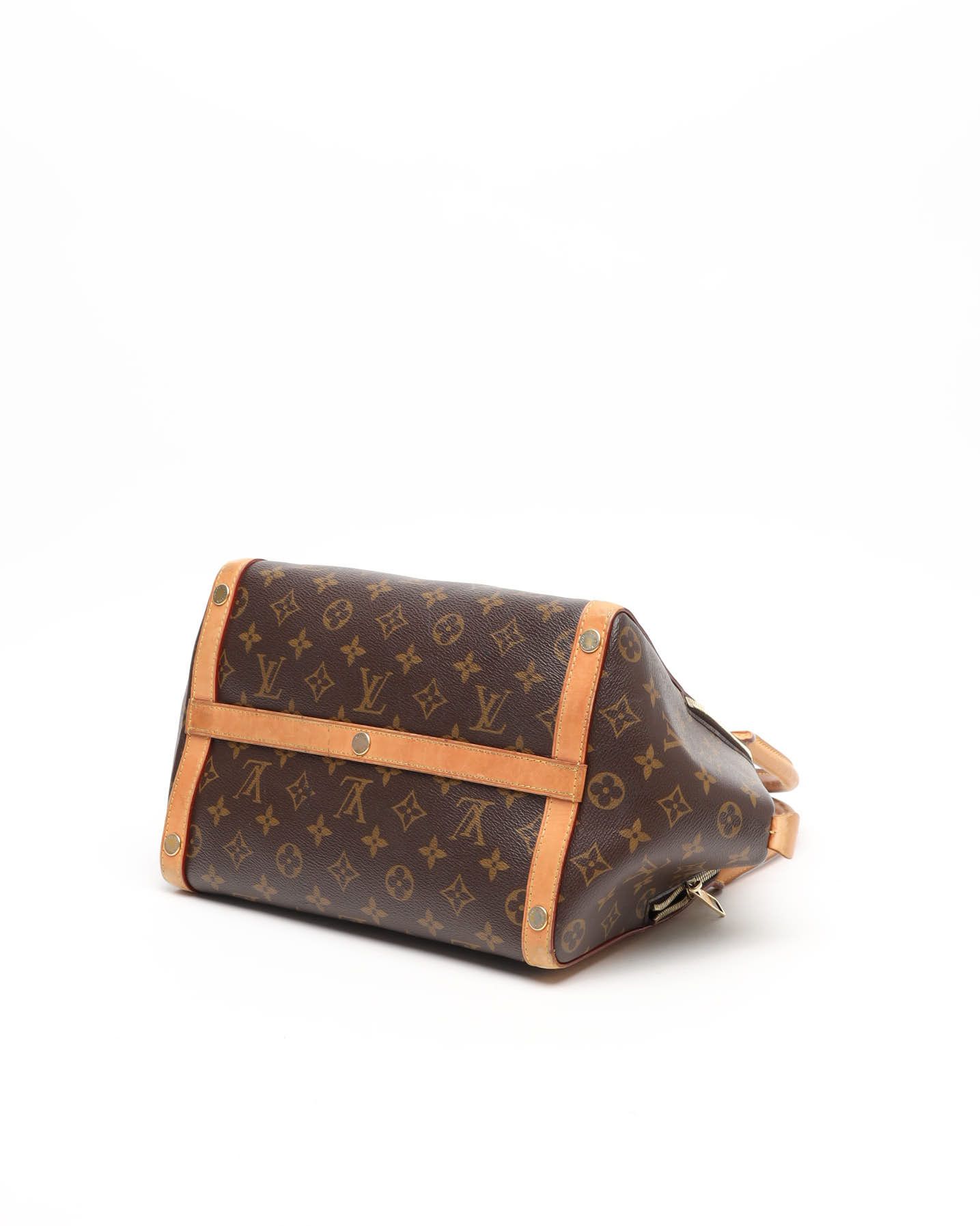 Pre-owned Louis Vuitton Monogram Marais Mm Bag In Brown
