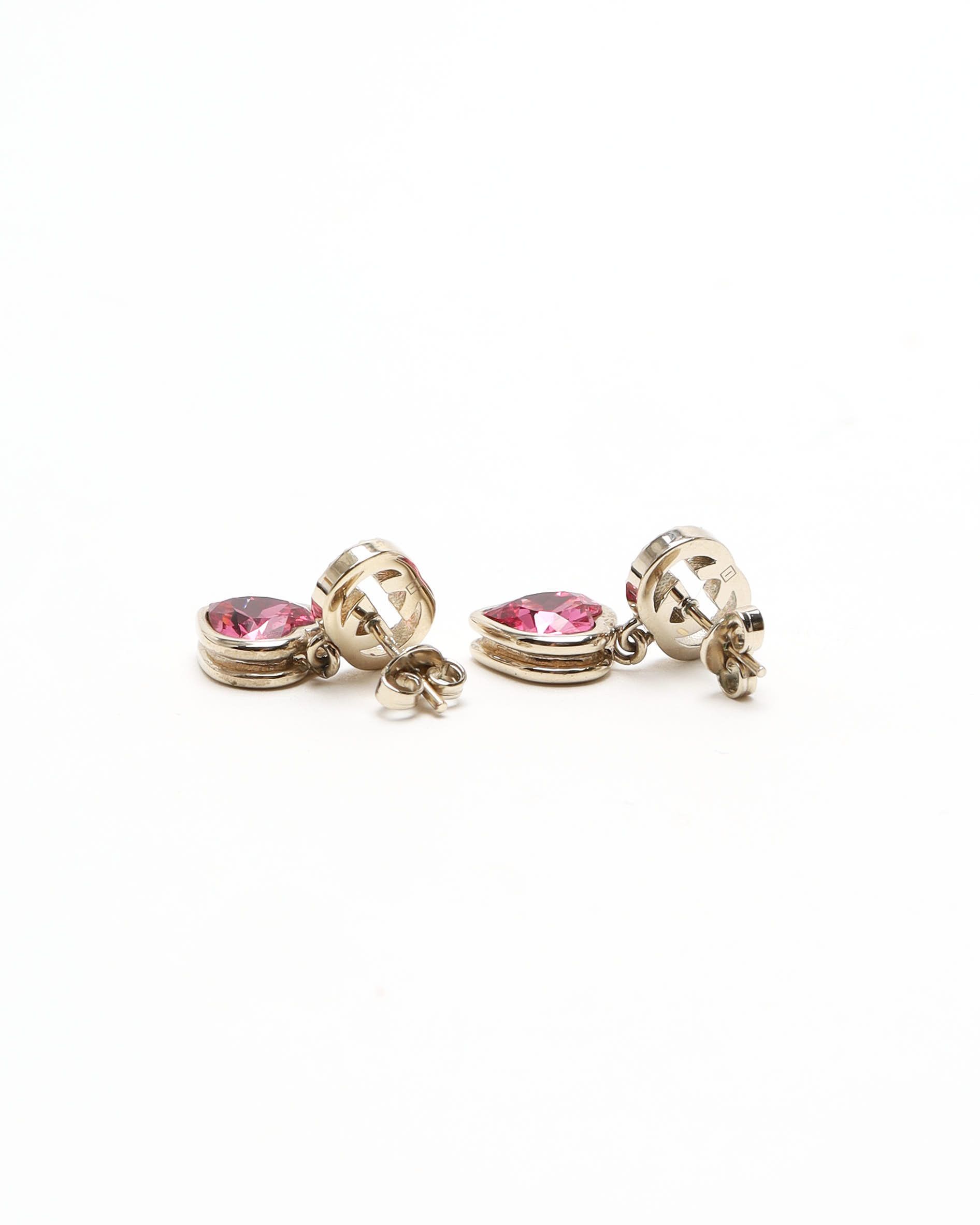 Gucci Dangling Rhinestone Heart Earrings In Red