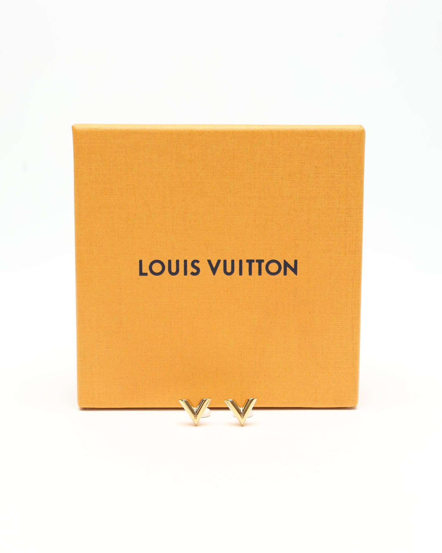 Pre-owned Louis Vuitton Essential V Stud Earrings In Gold