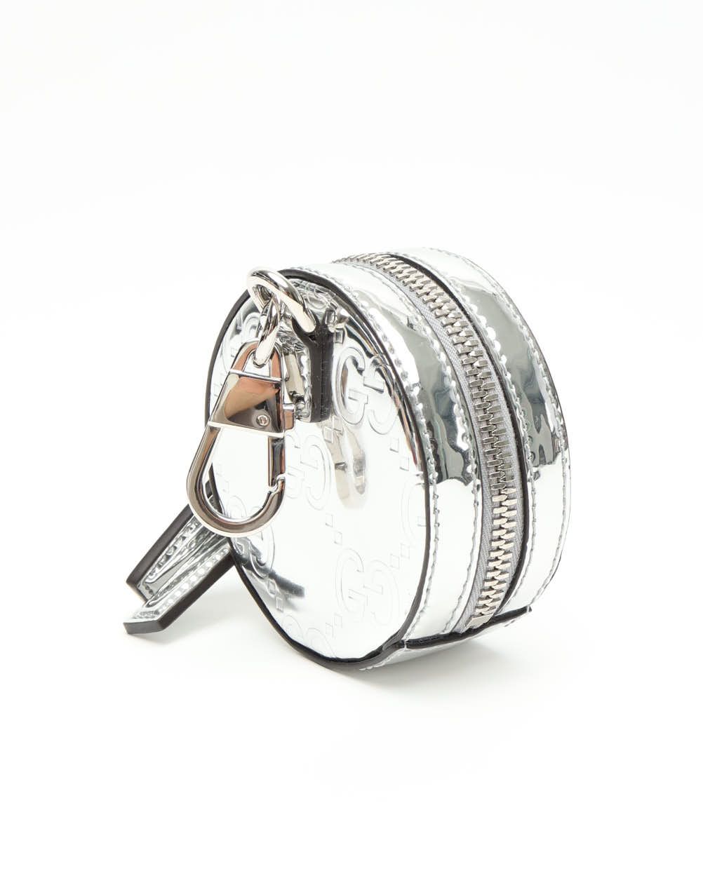 Gucci Gg Patent Leather Coin Purse In Silver