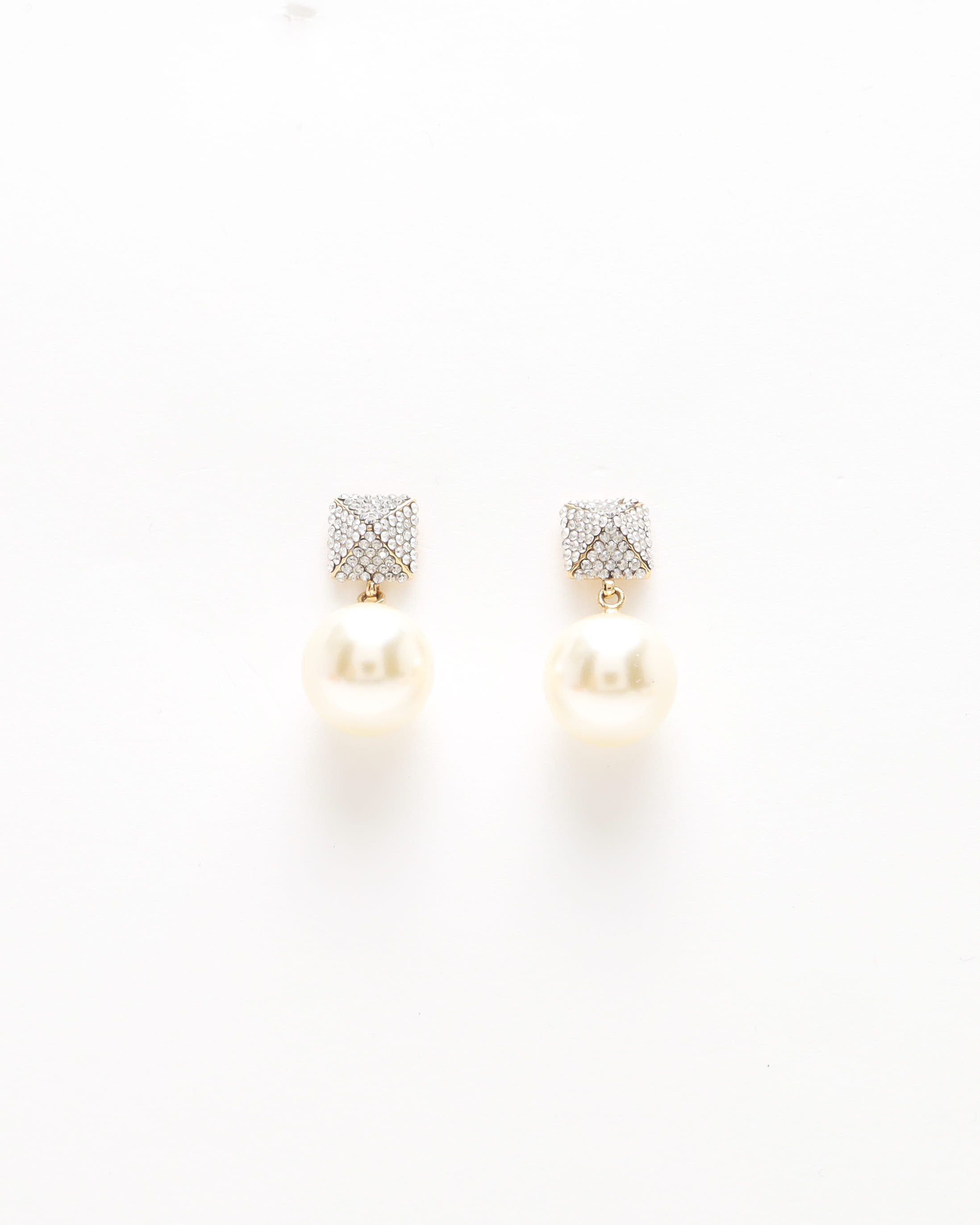 Valentino Garavani Valentino Rockstud Rhinestone And Pearl Earrings In Gold
