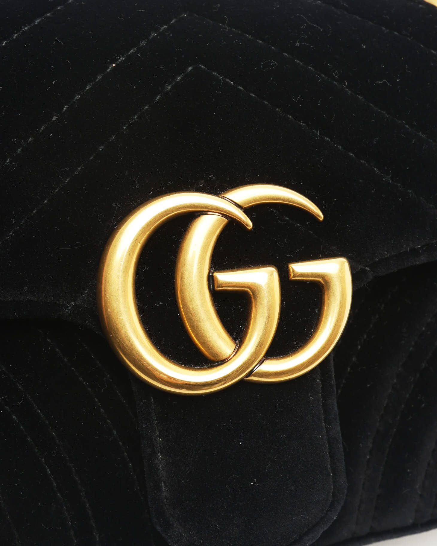 Gucci Small Velvet Marmont Bag In Black