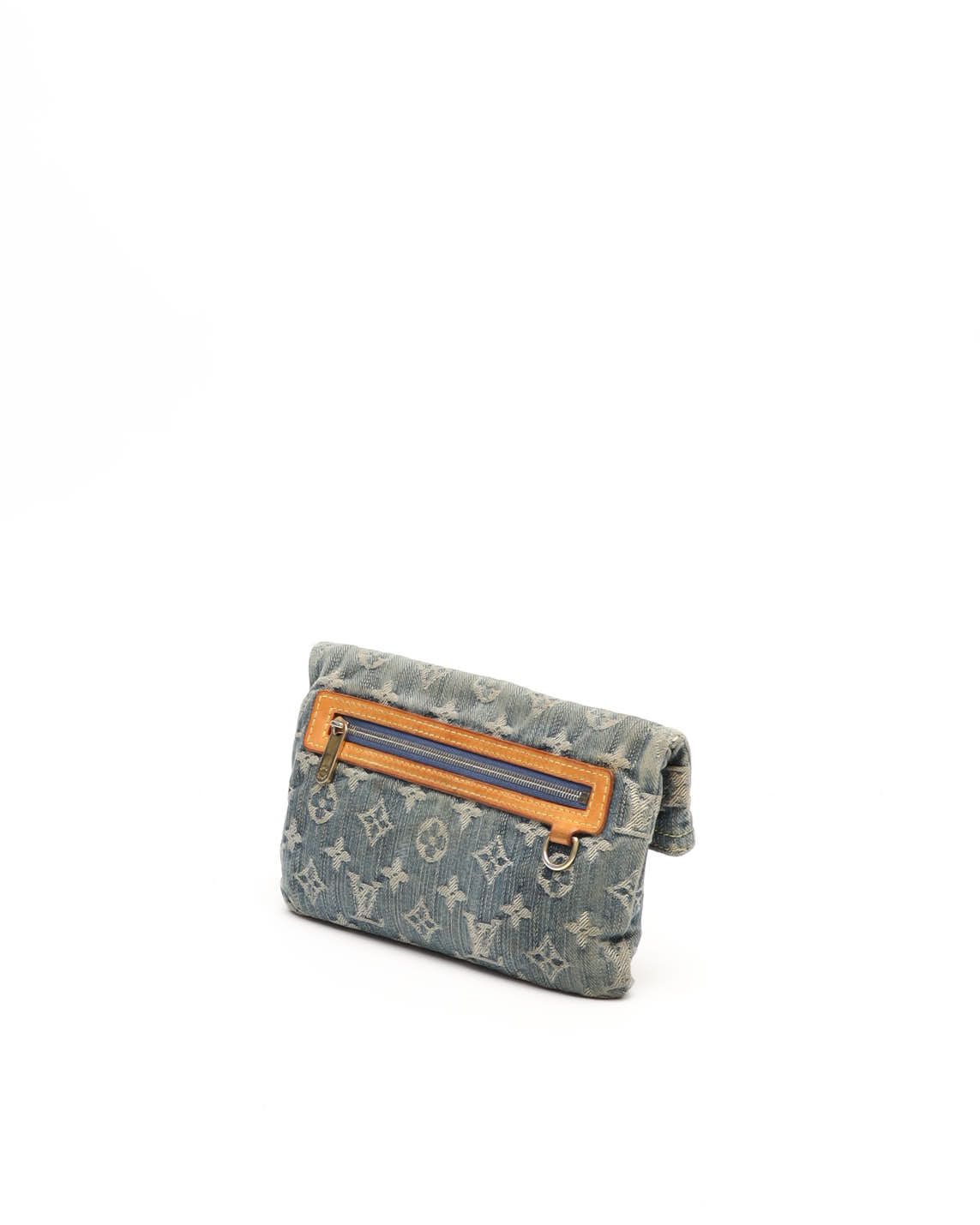 Pre-owned Louis Vuitton Monogram Denim Pratt Clutch In Blue