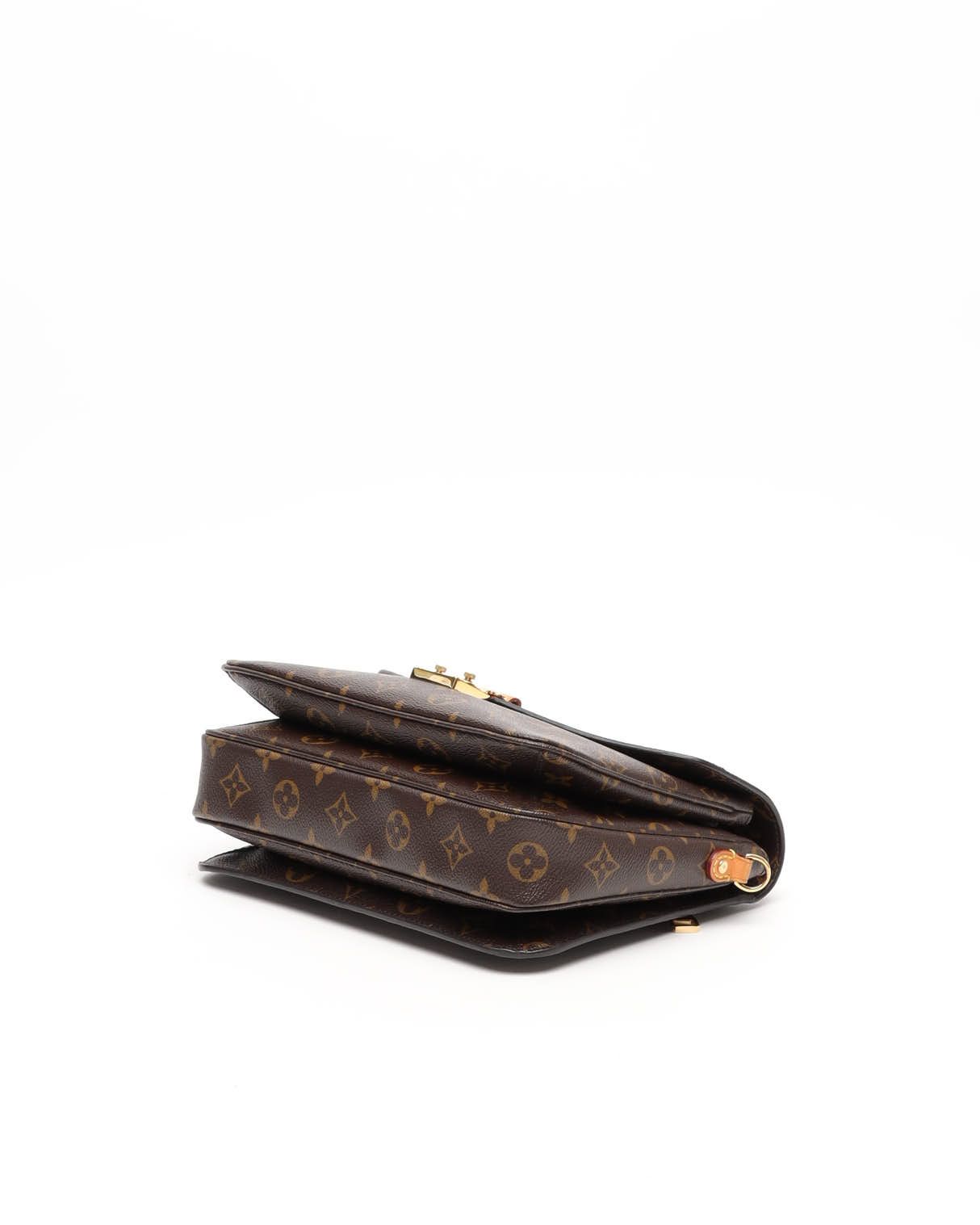 Pre-owned Louis Vuitton Monogram Pochette Metis Bag In Brown