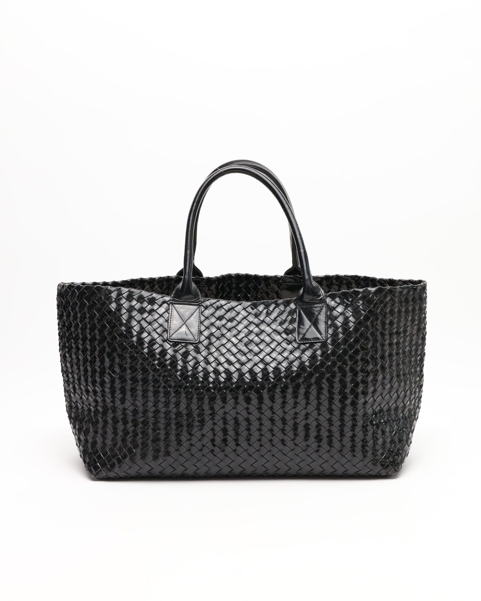 Bottega Veneta Patent Intrecciato Cabat MM Tote Bag