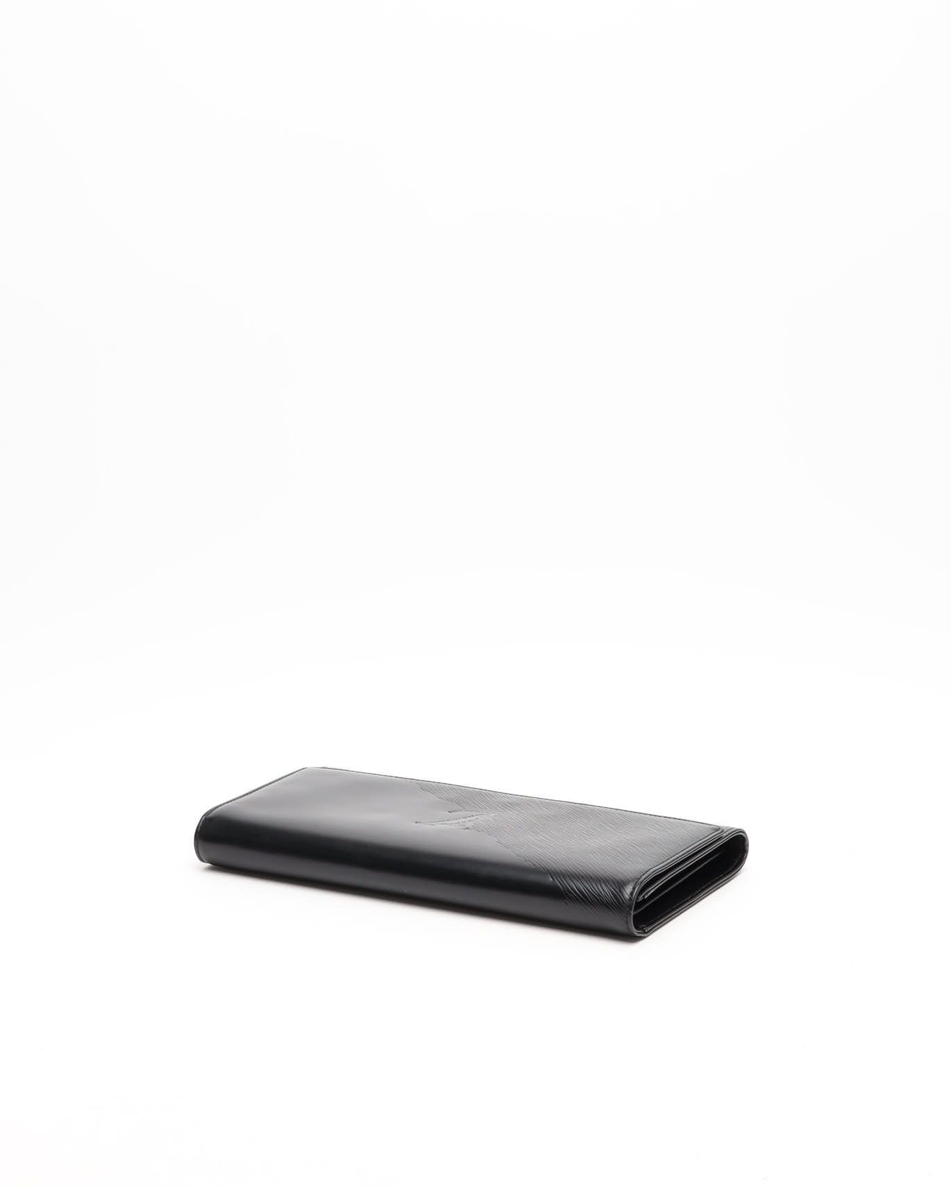 Pre-owned Louis Vuitton Epi Aegean Opera Clutch Bag In Black