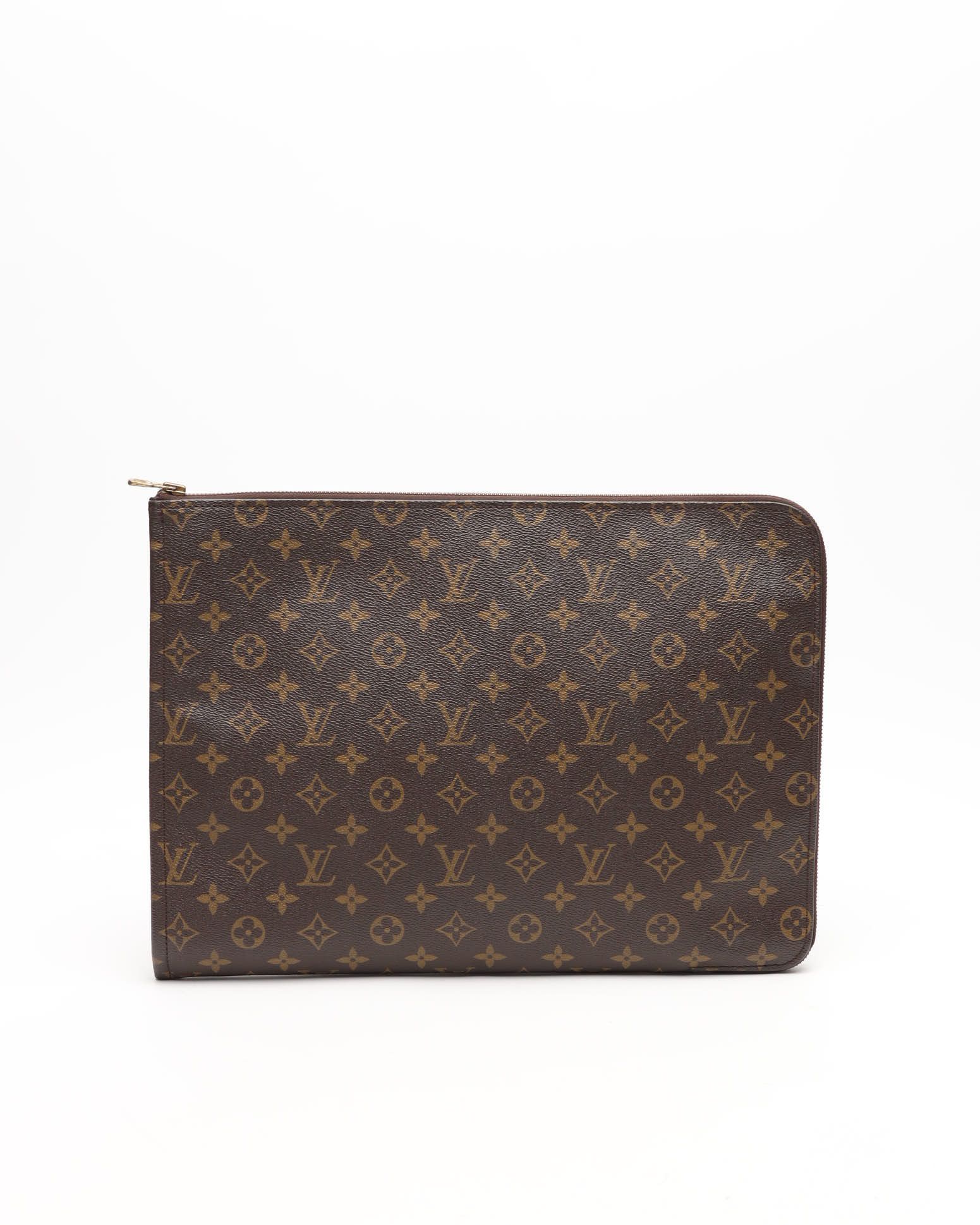 Pre-owned Louis Vuitton Monogram Laptop Case, Size 17-inch In Brown