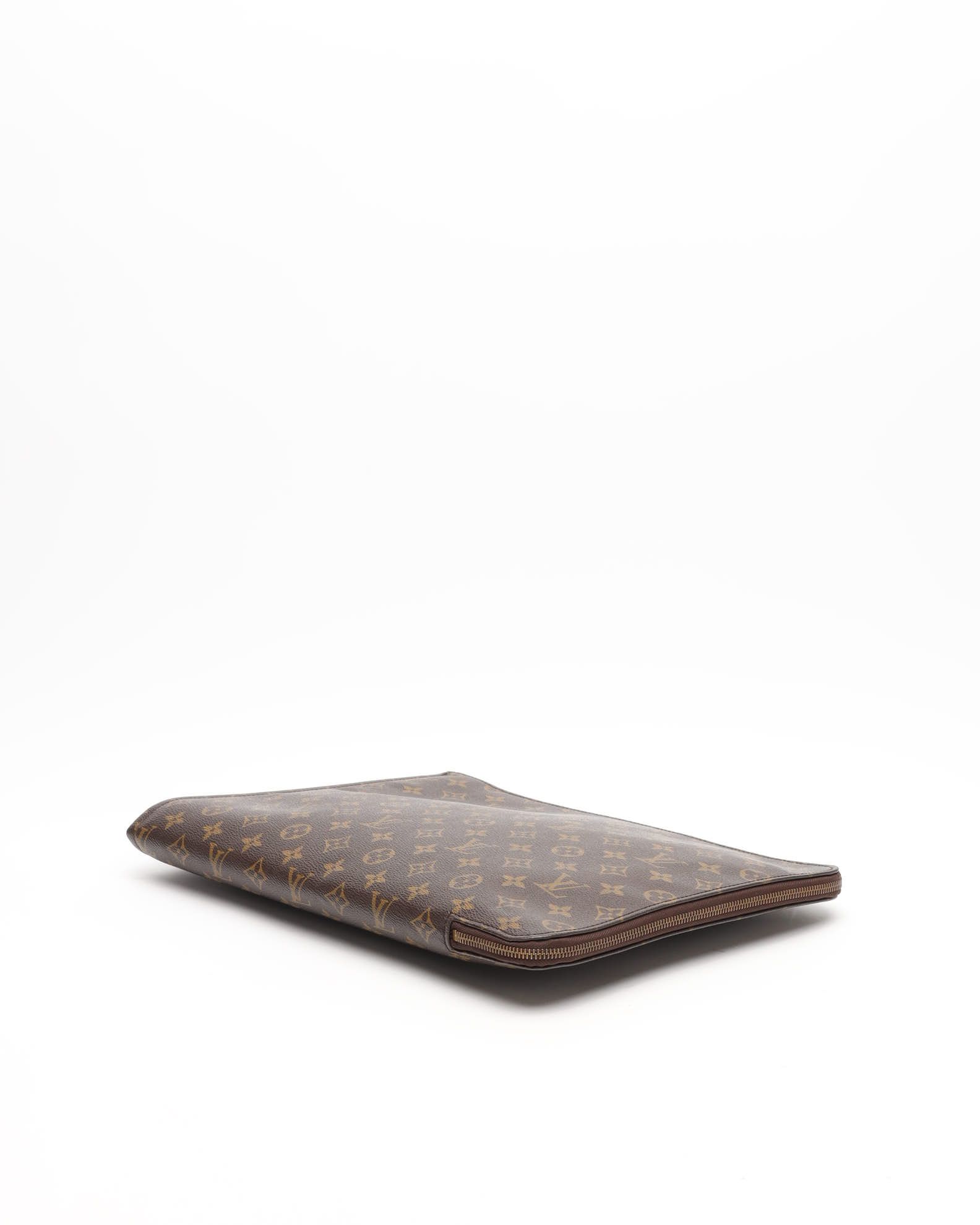 Pre-owned Louis Vuitton Monogram Laptop Case, Size 17-inch In Brown