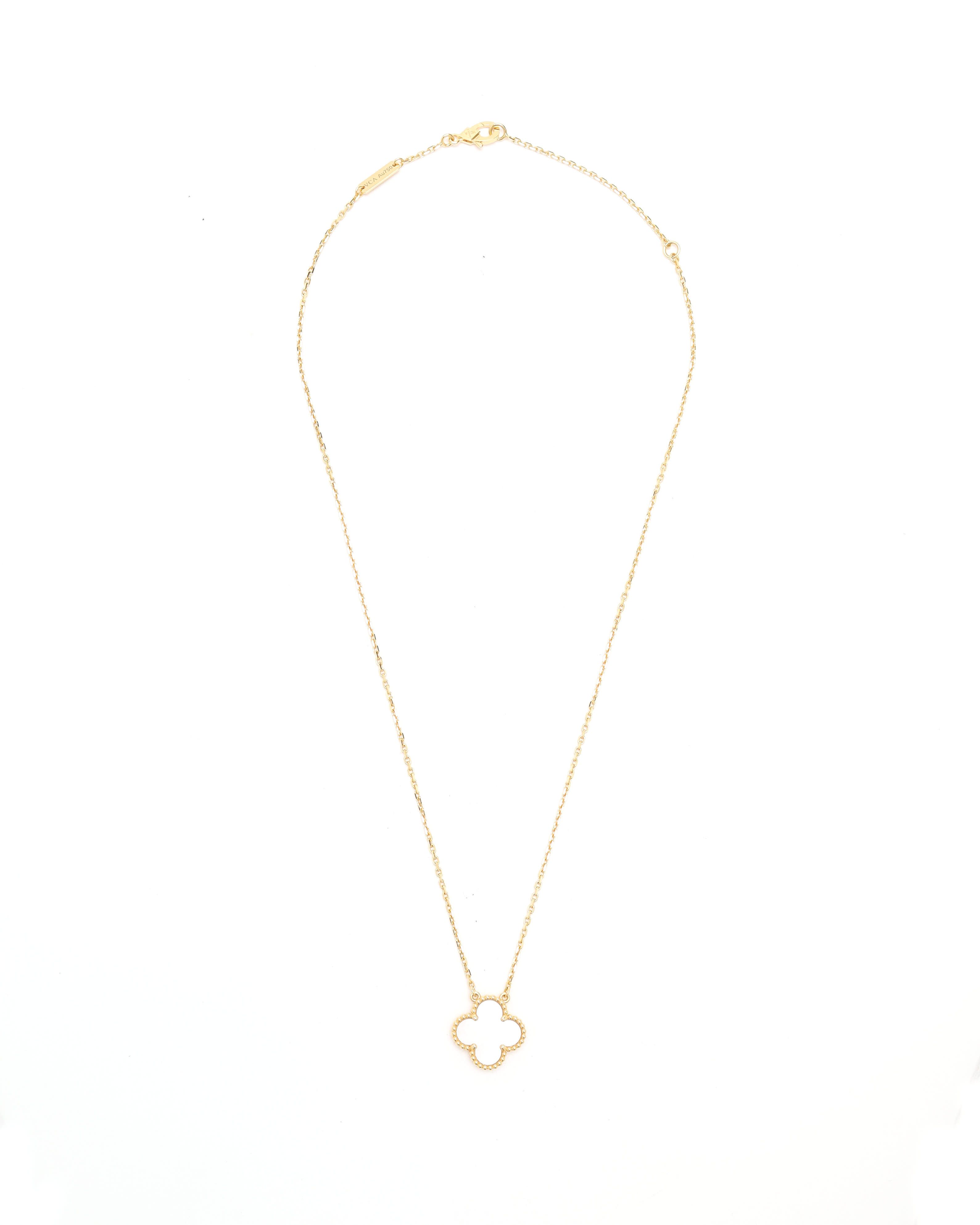 Van Cleef & Arpels Vintage Alhambra Mother-of-pearl Pendant 18kt Yellow Gold In Gold