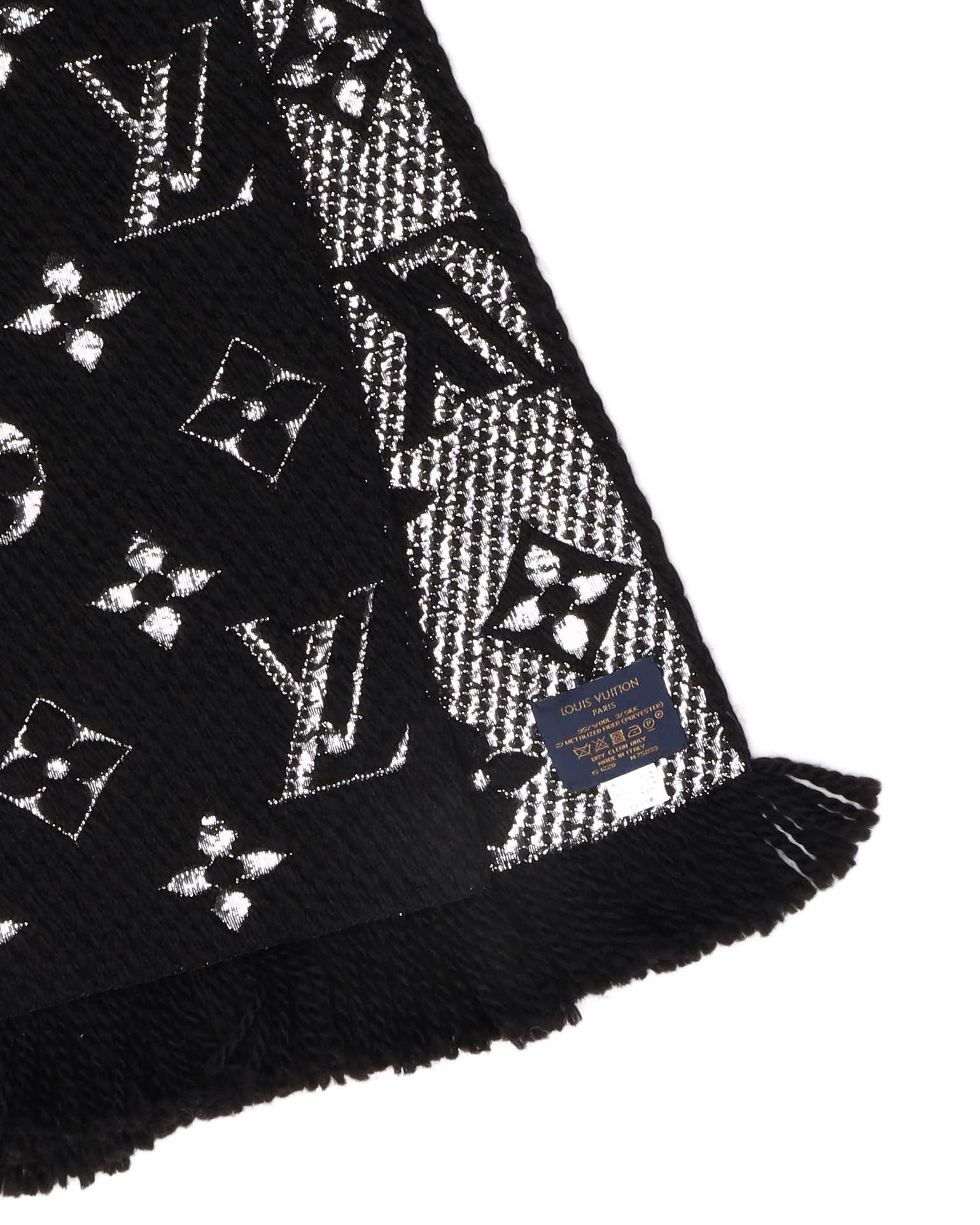 Pre-owned Louis Vuitton Logomania Wool Scarf In Black