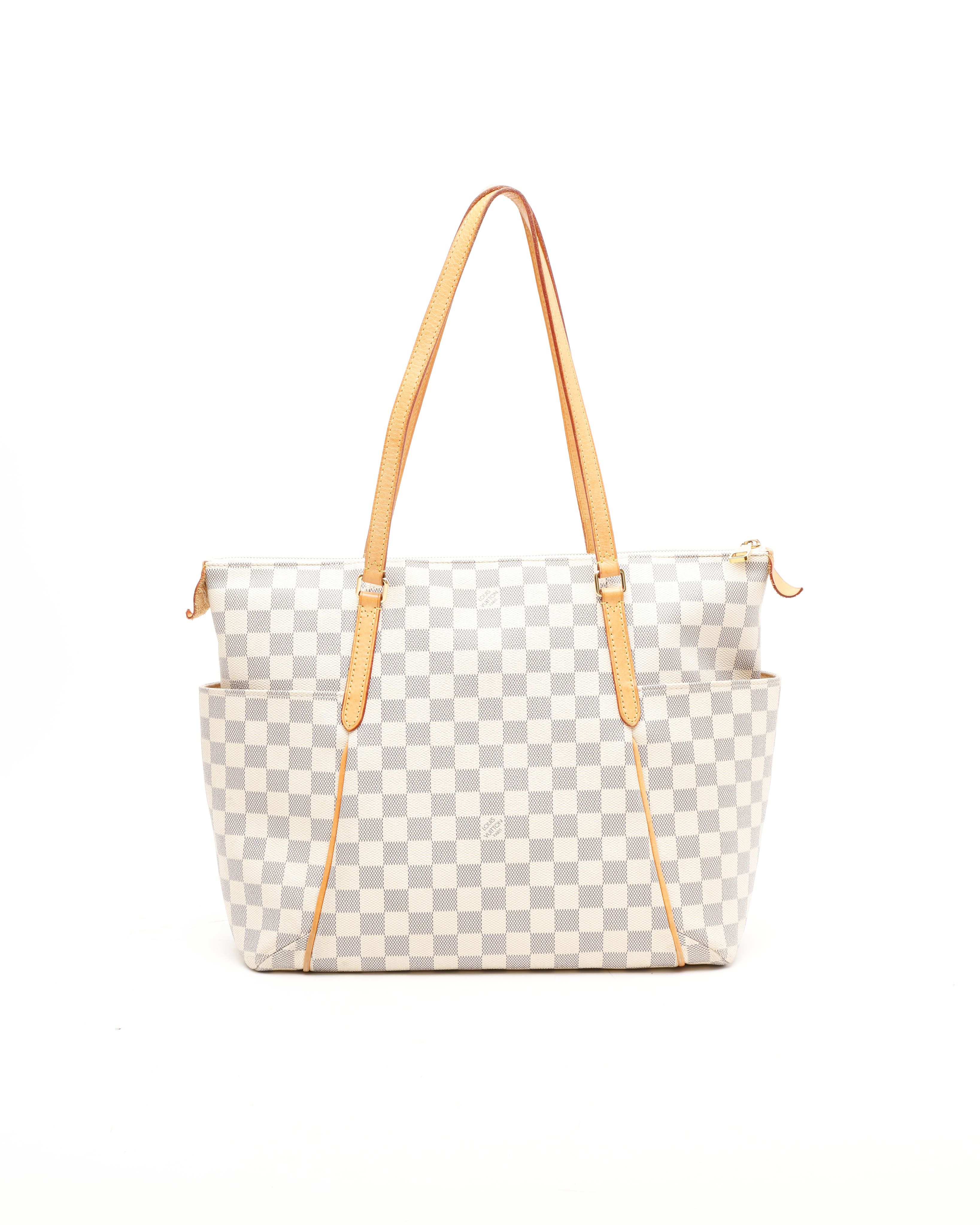 Pre-owned Louis Vuitton Damier Azur Totally Mm Bag In White
