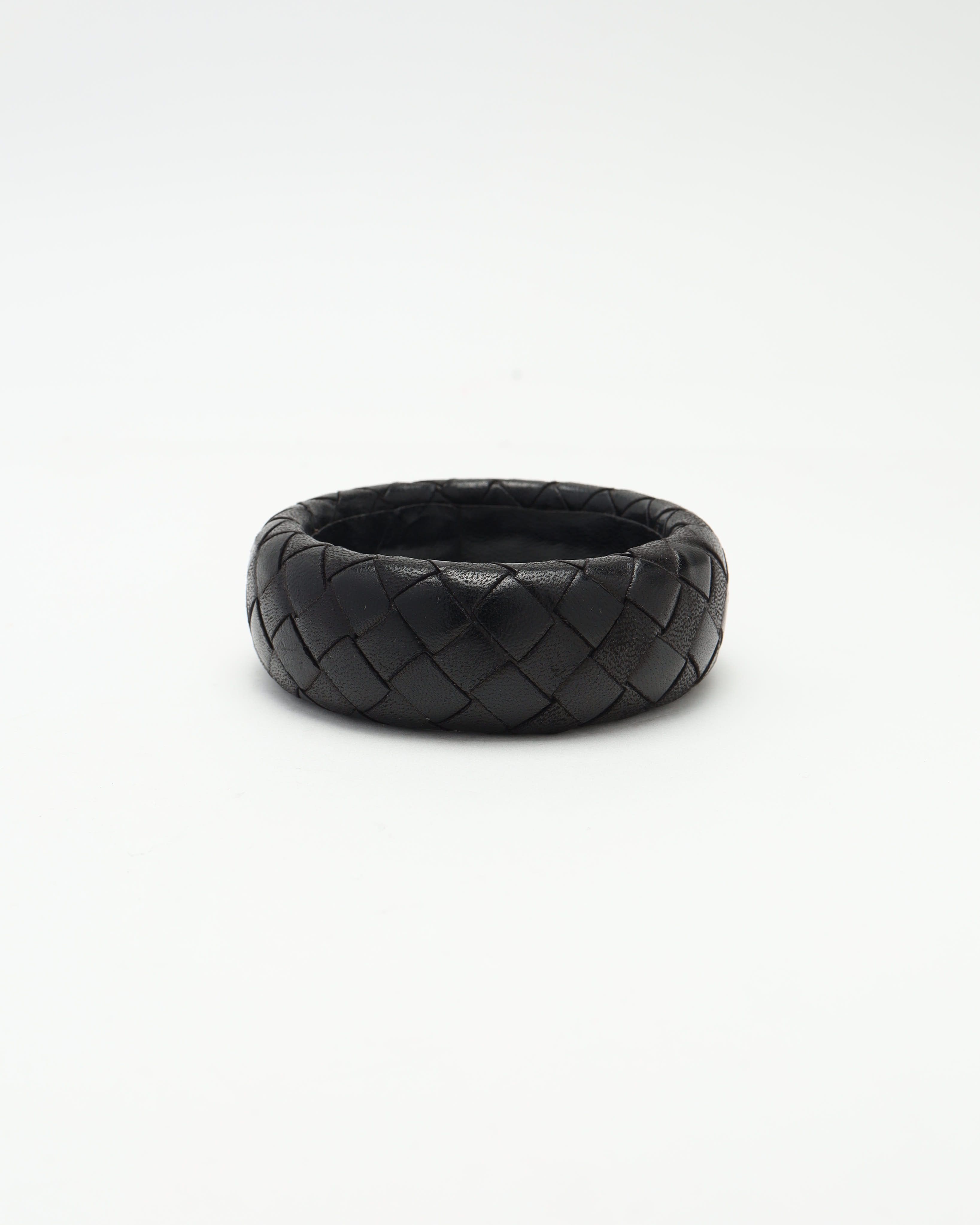 Bottega Veneta Intrecciato Leather Bangle Bracelet In Black