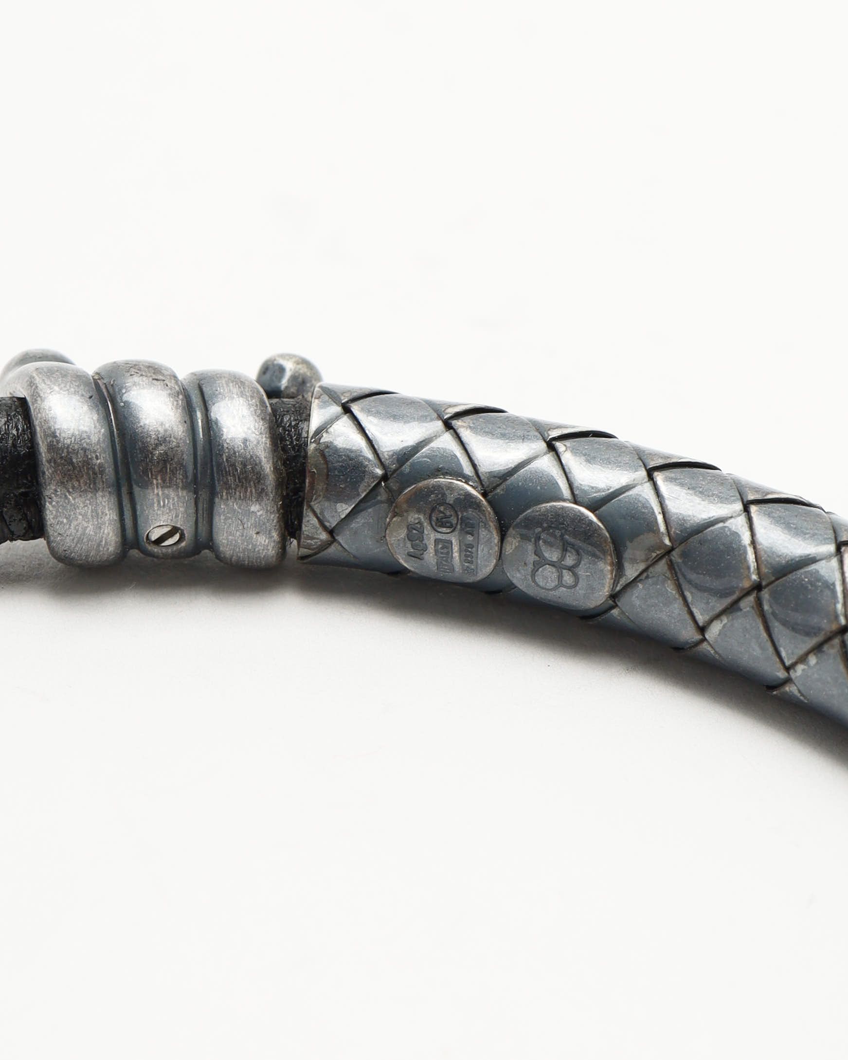 Bottega Veneta Intrecciato Leather Bracelet In Black
