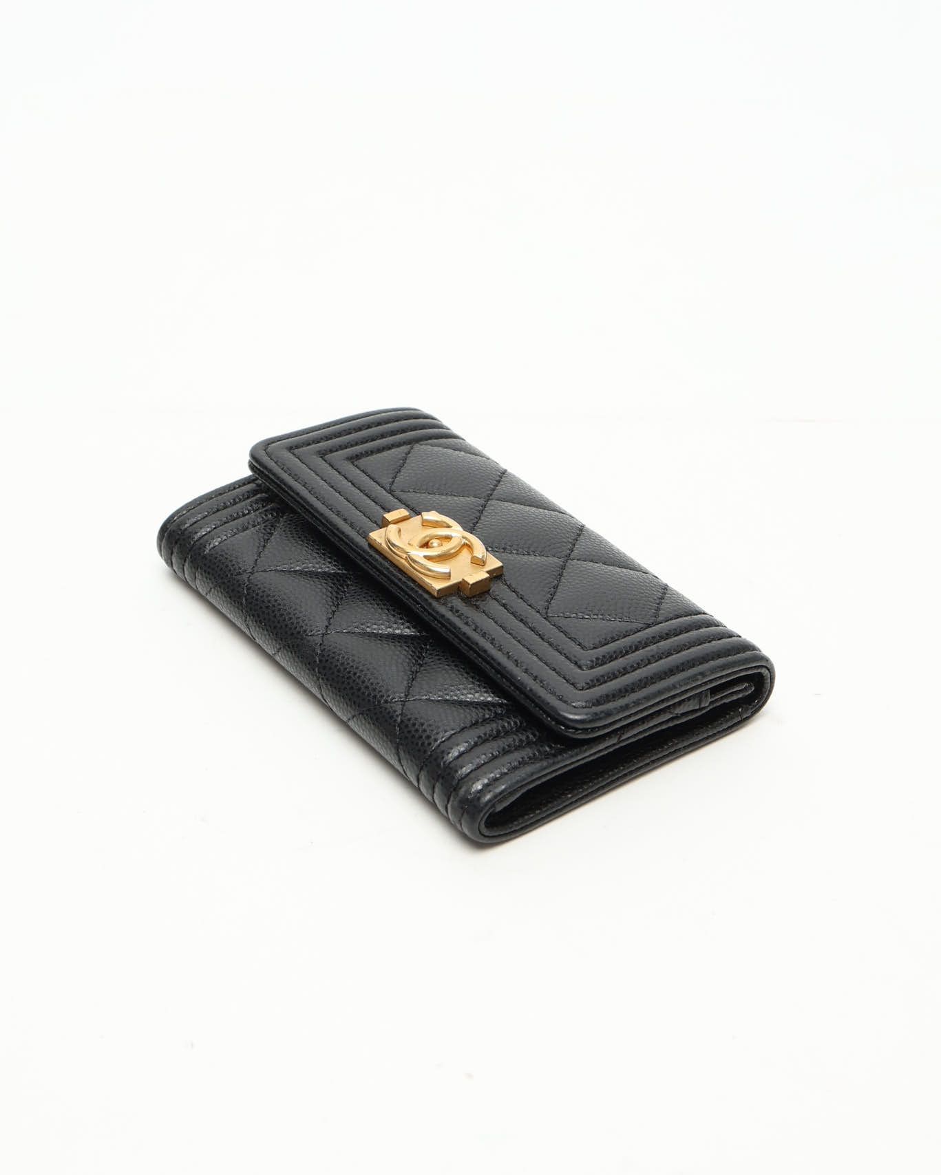 Pre-owned Chanel Boy Flap Card Holder In Black