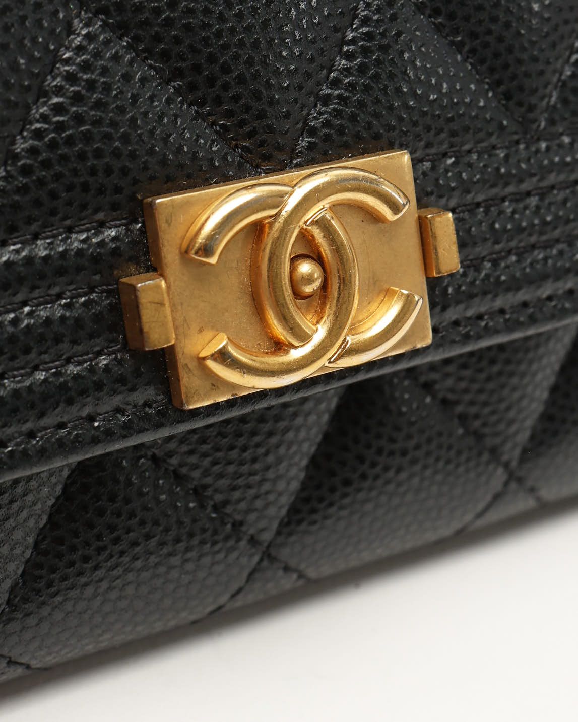 Pre-owned Chanel Boy Flap Card Holder In Black