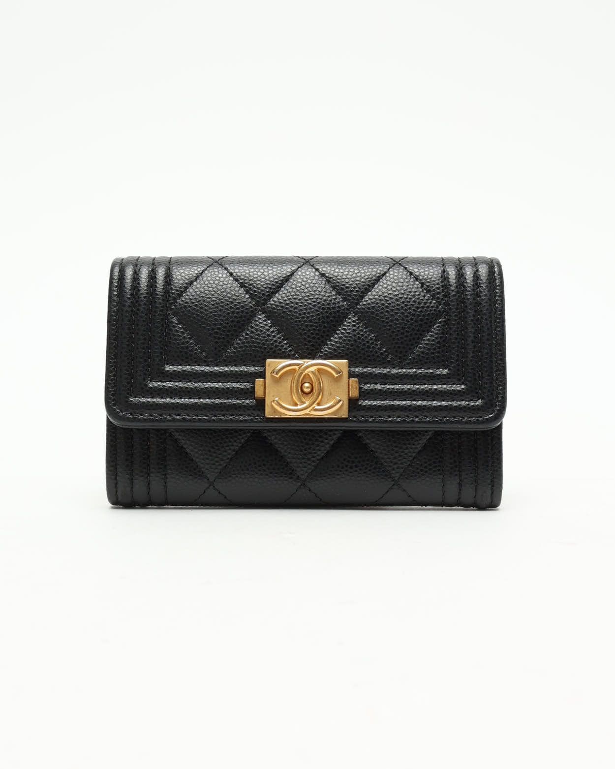 Pre-owned Chanel Boy Flap Card Holder In Black