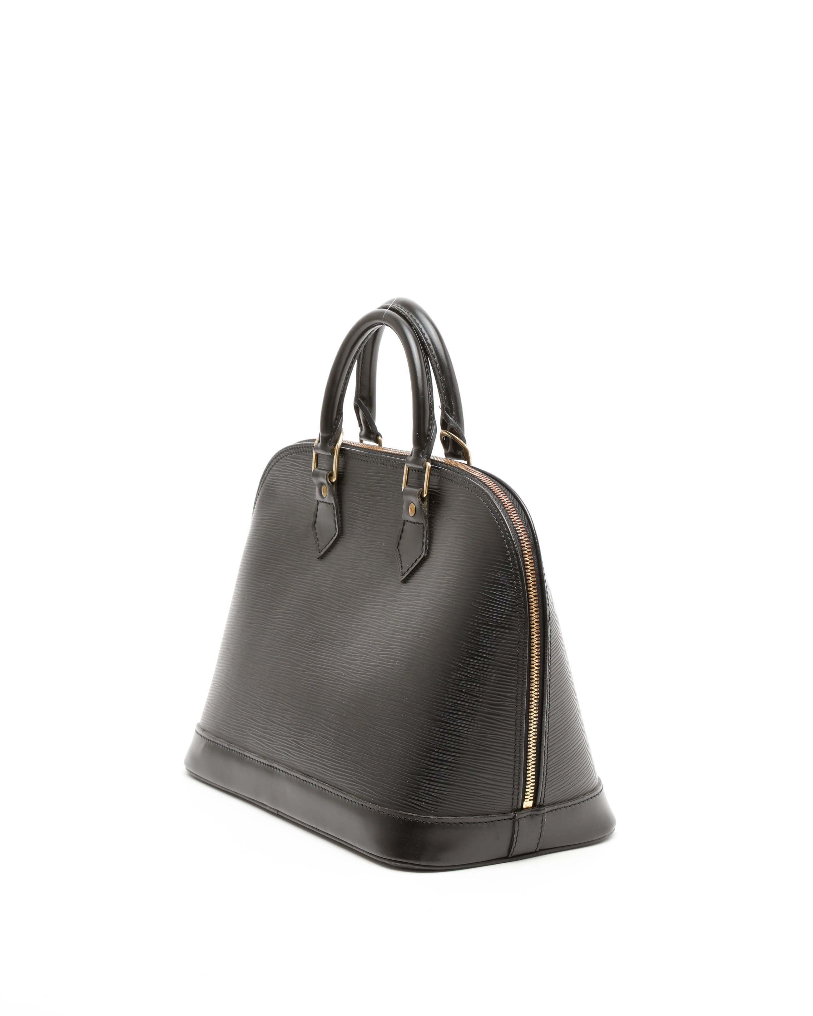 Pre-owned Louis Vuitton Epi Alma Pm In Black