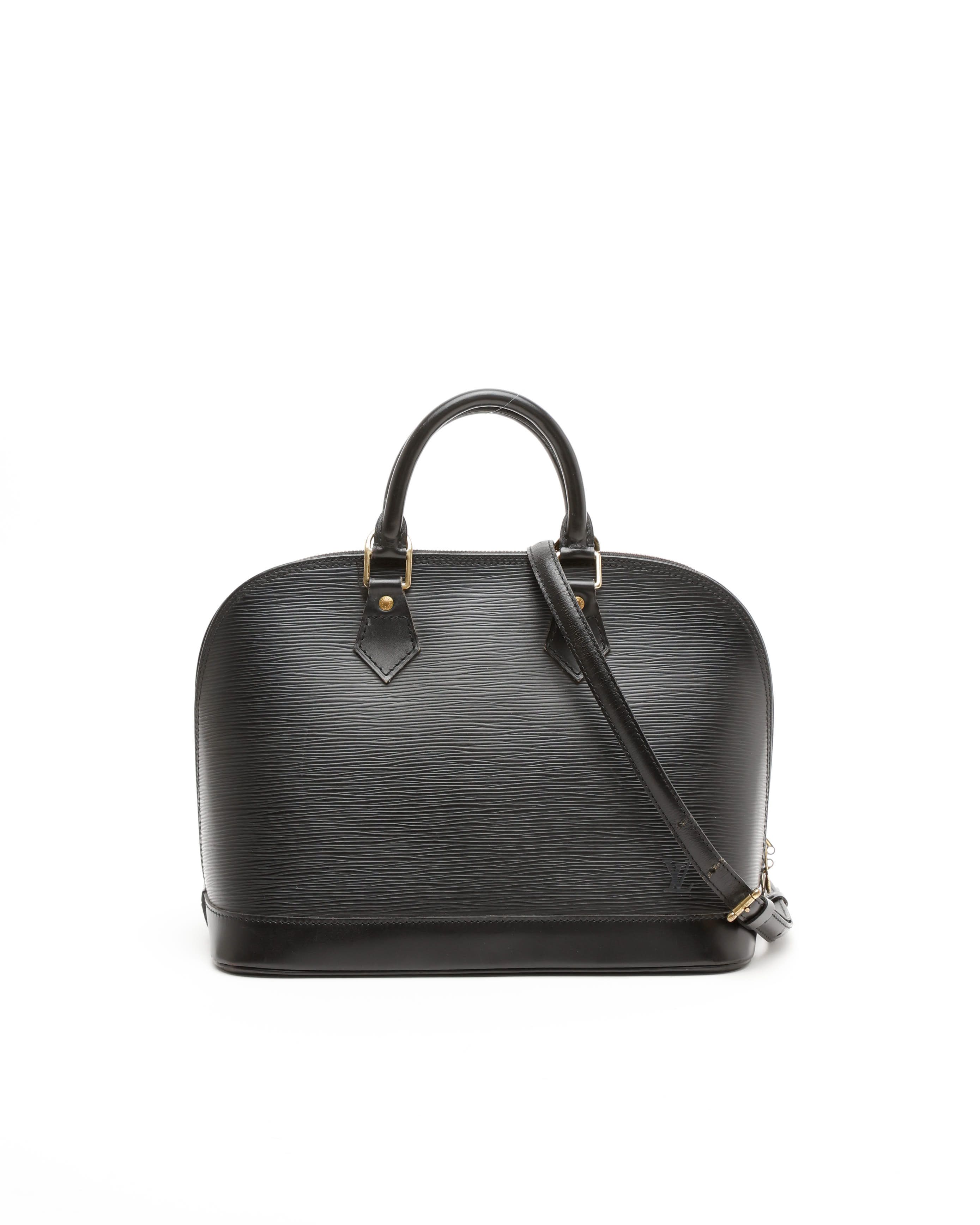 Pre-owned Louis Vuitton Epi Alma Pm In Black