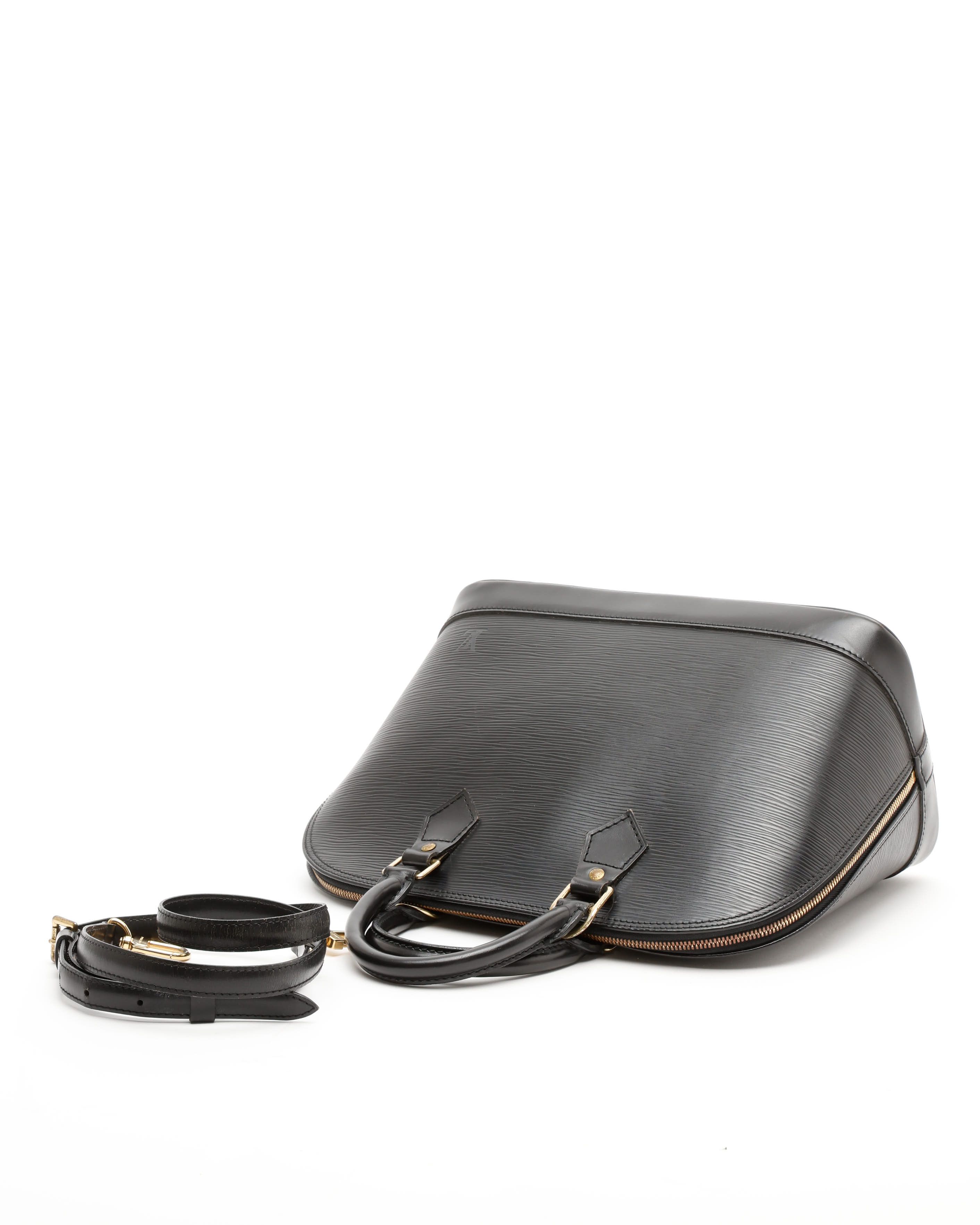 Pre-owned Louis Vuitton Epi Alma Pm In Black