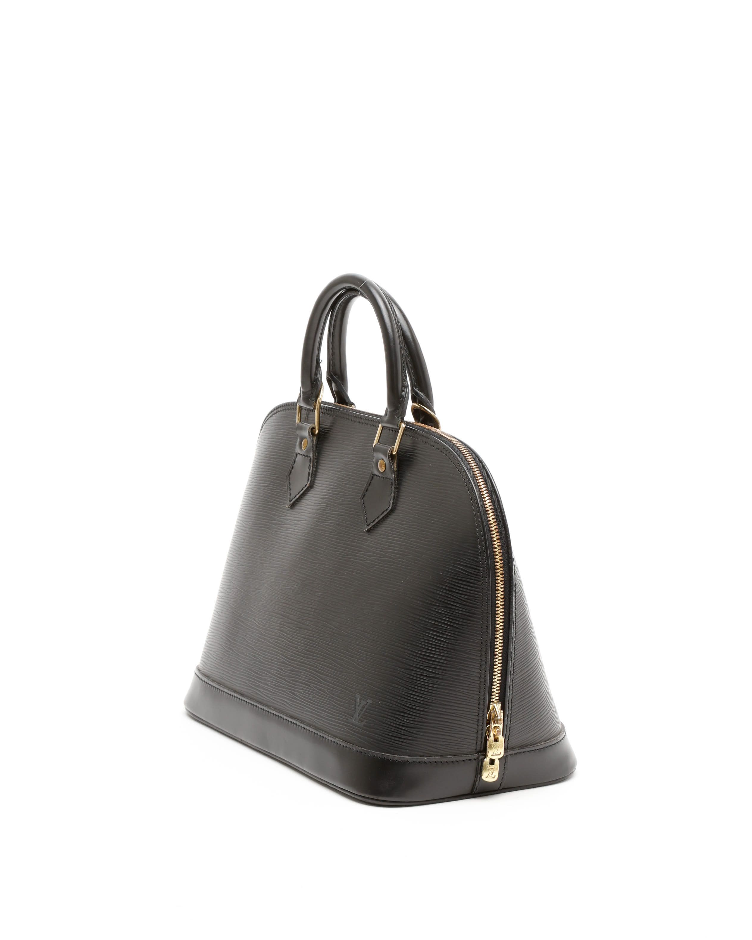 Pre-owned Louis Vuitton Epi Alma Pm In Black