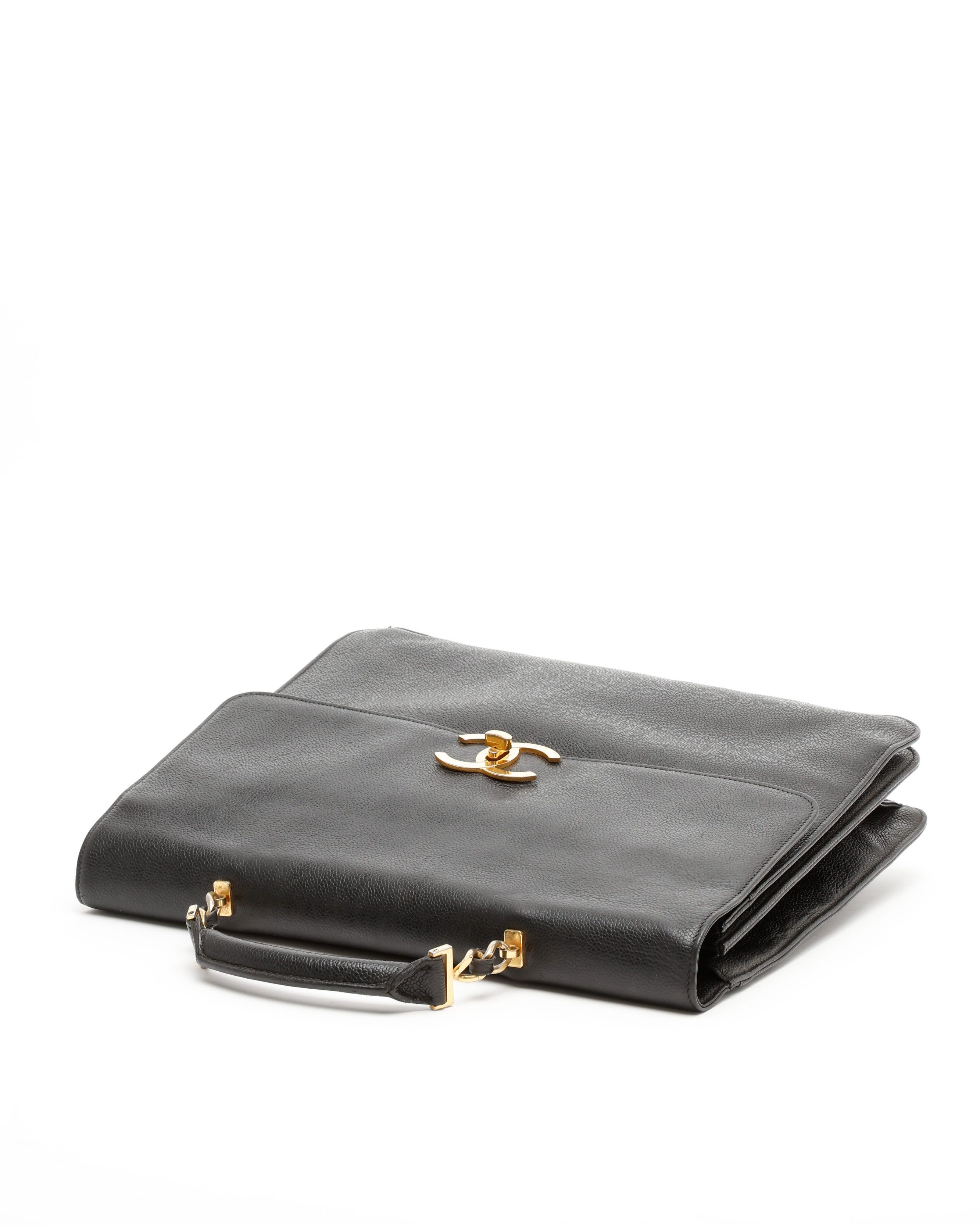 CHANEL Pre-owned Cc Caviar Business Bag In Black