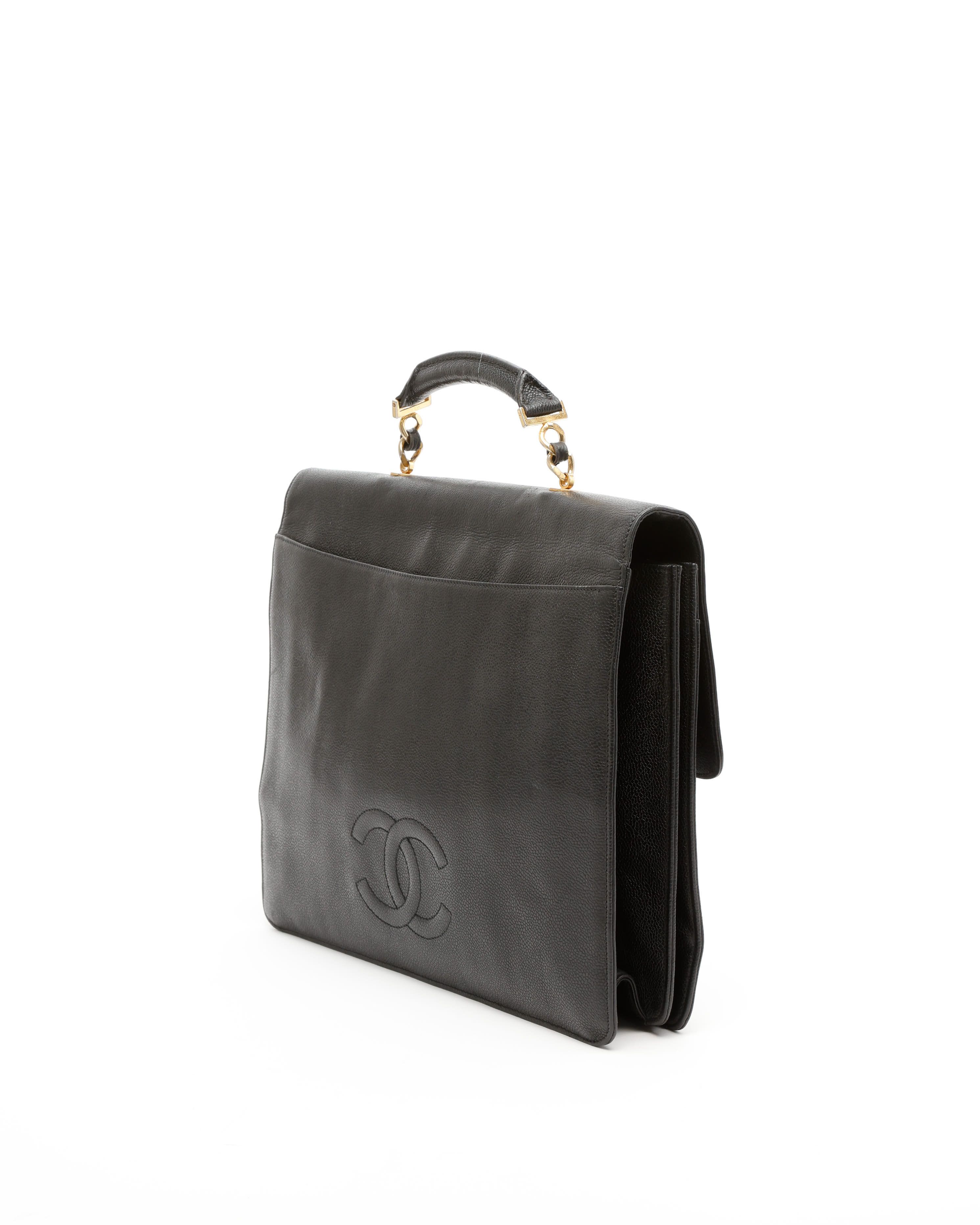 CHANEL Pre-owned Cc Caviar Business Bag In Black