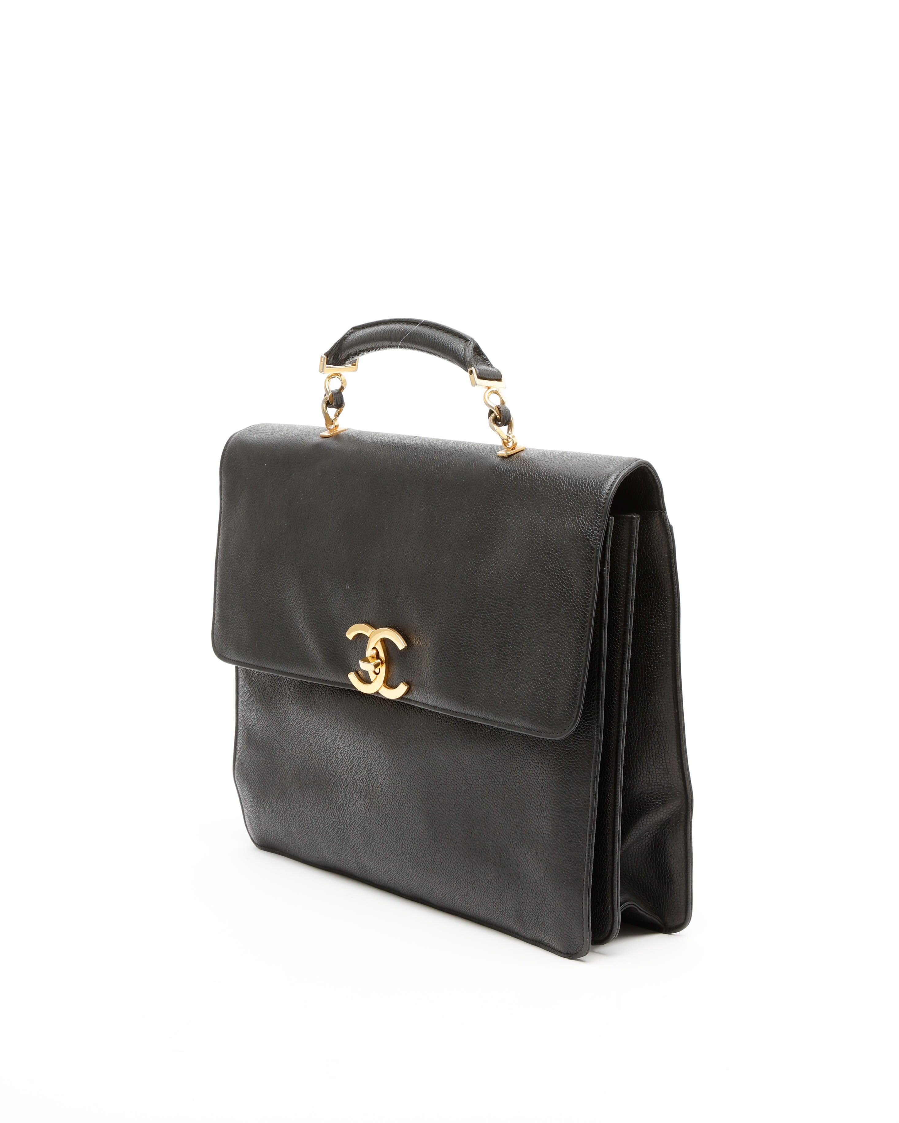 CHANEL Pre-owned Cc Caviar Business Bag In Black
