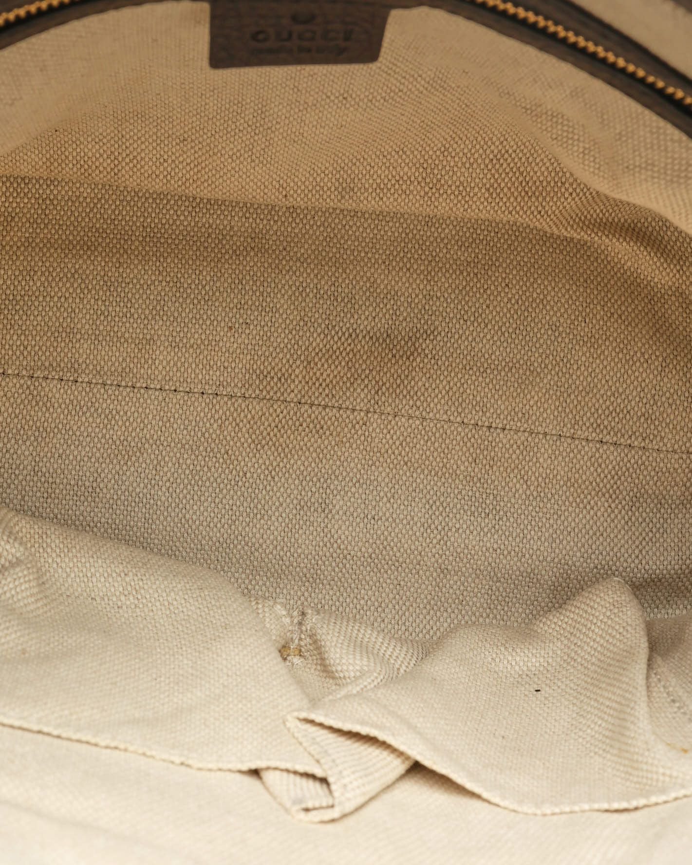 Gucci Gg Soho Handbag In Black