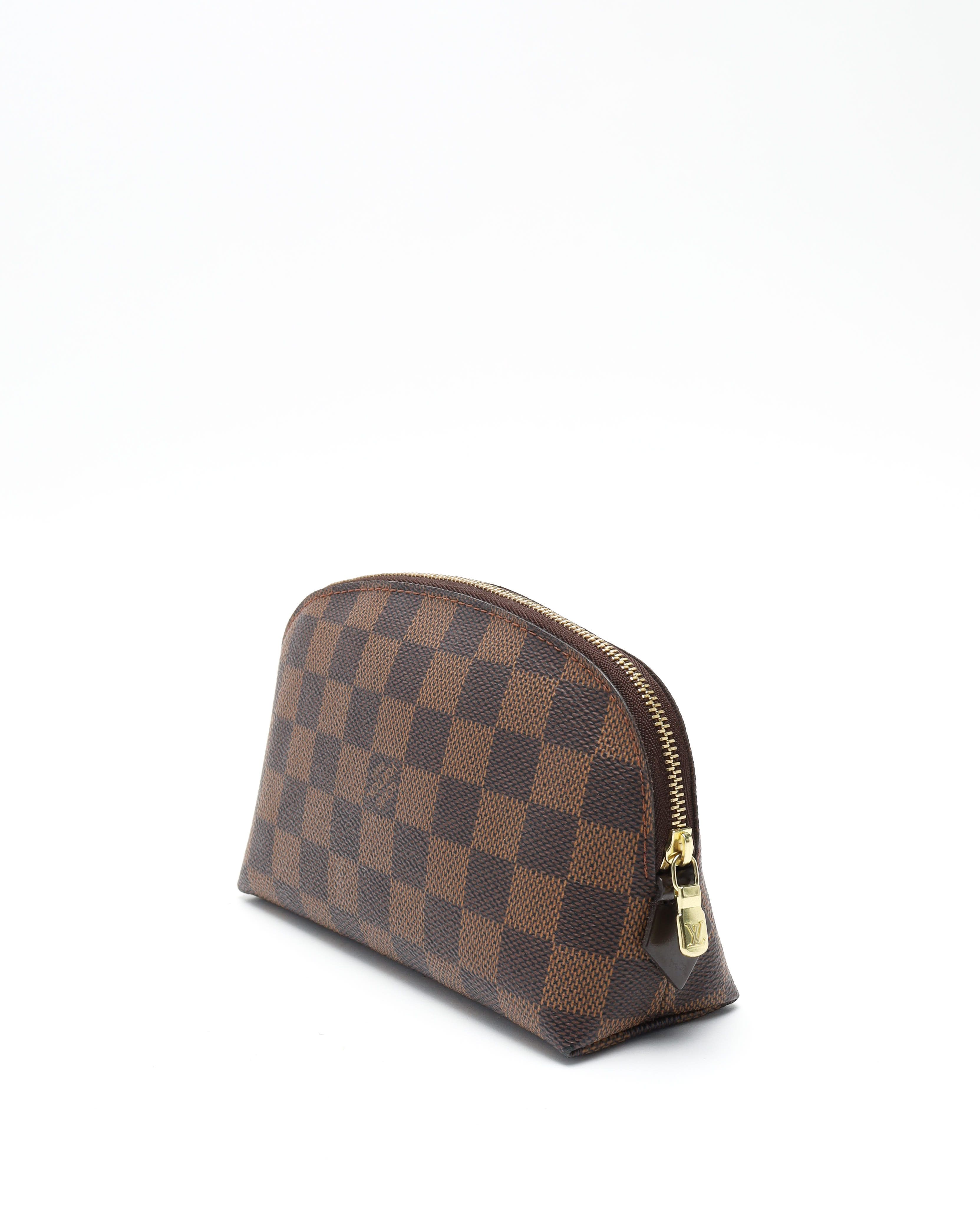 Pre-owned Louis Vuitton Damier Cosmetic Pouch In Brown