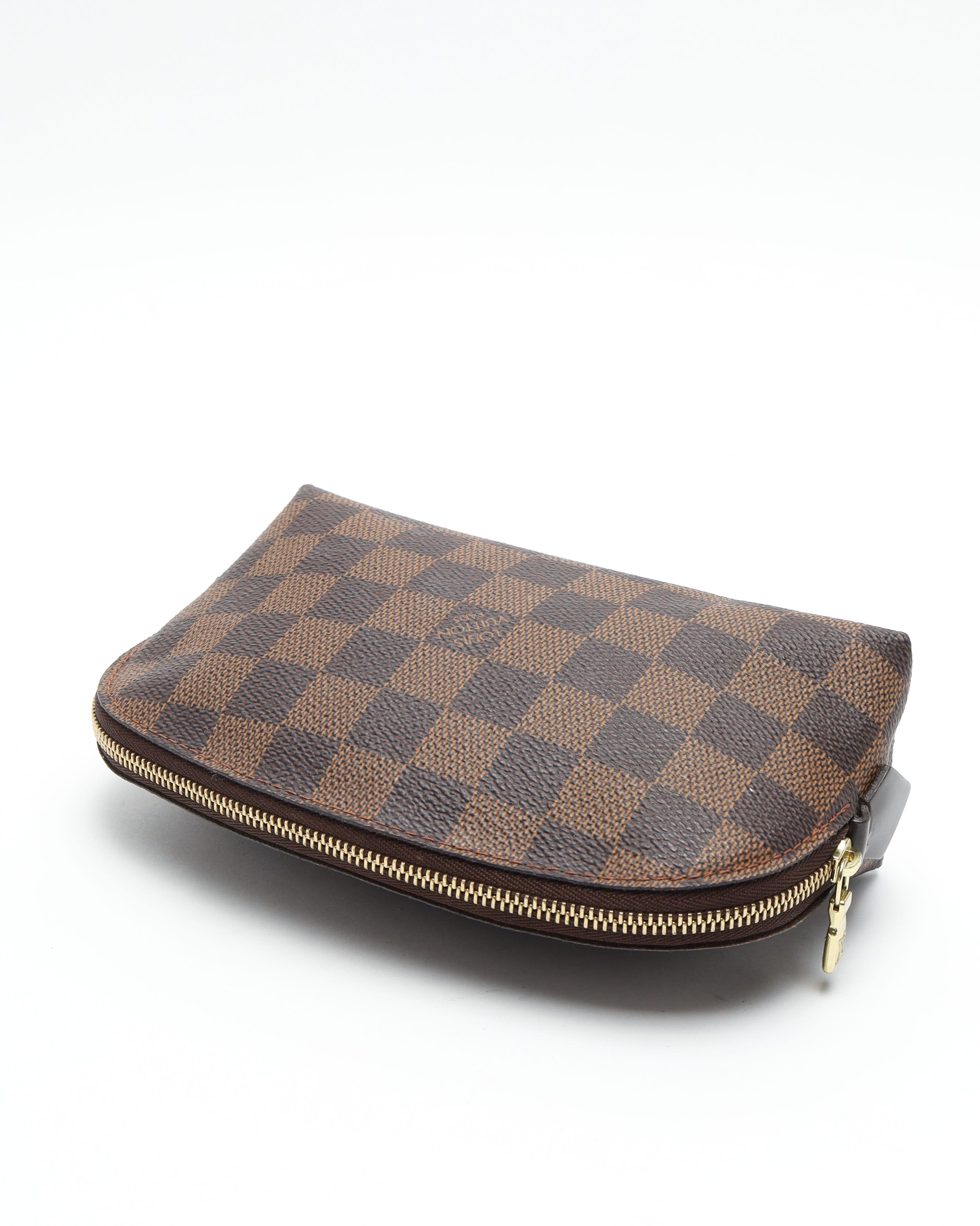 Pre-owned Louis Vuitton Damier Cosmetic Pouch In Brown
