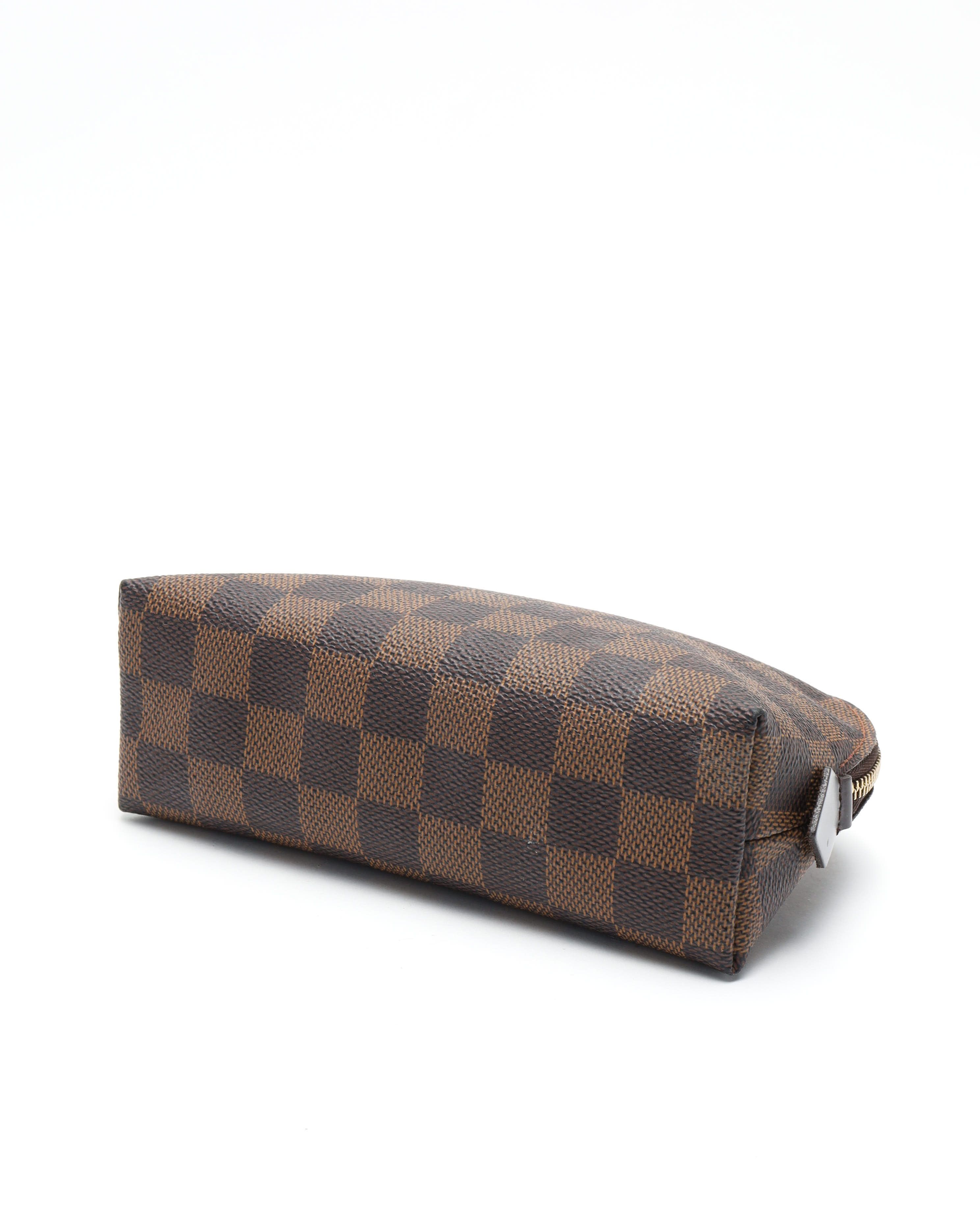 Pre-owned Louis Vuitton Damier Cosmetic Pouch In Brown