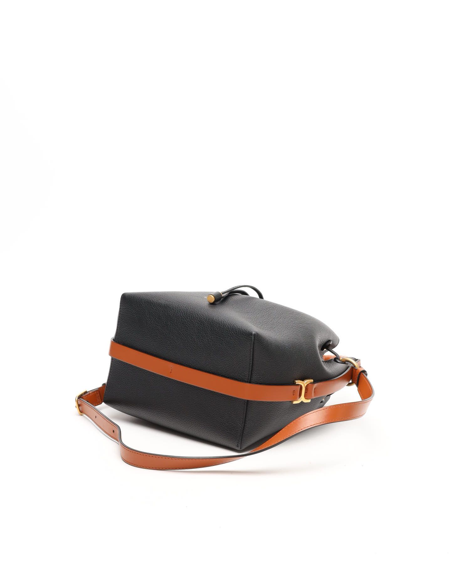 Chloé Bucket Bag In Black