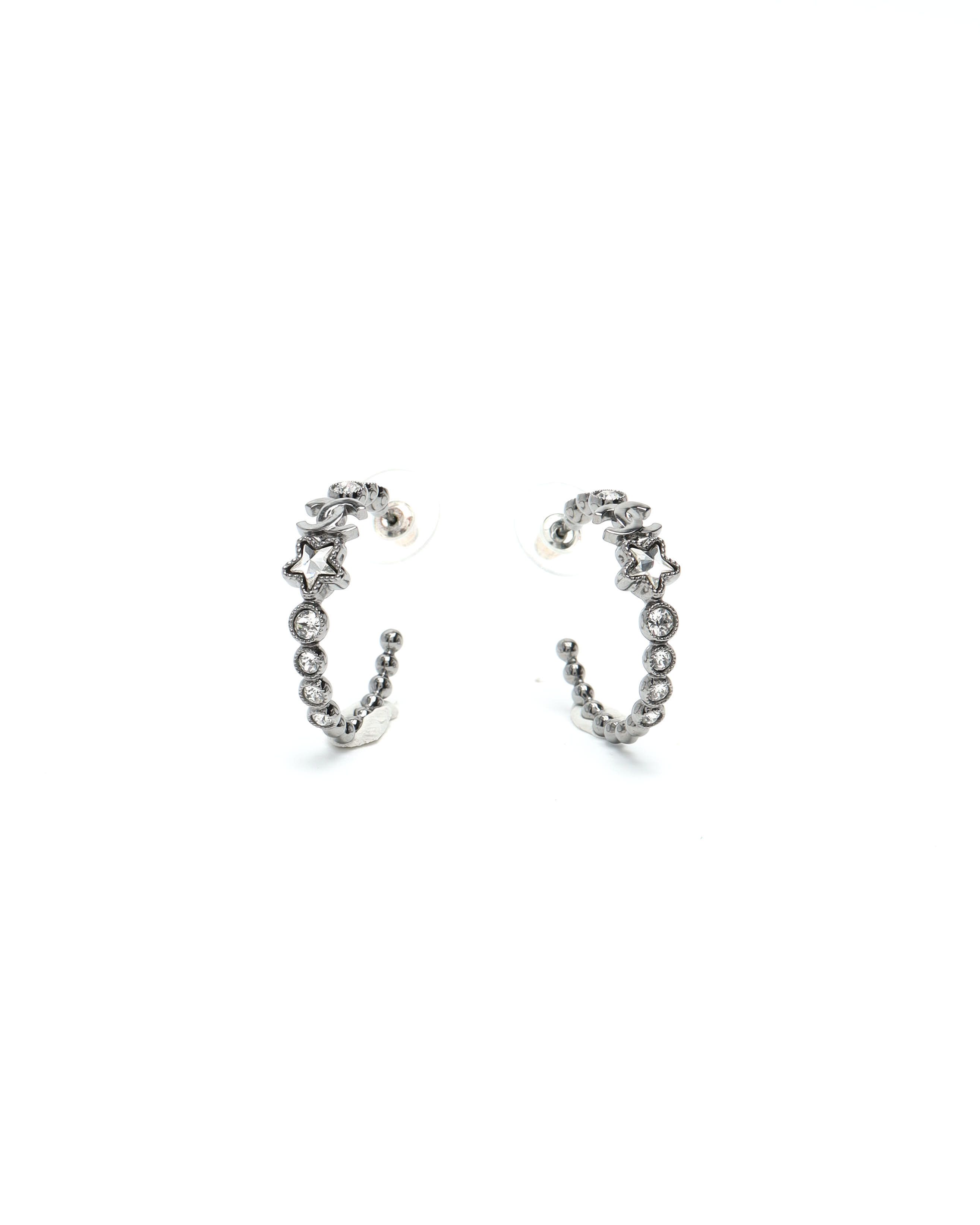Click to view more detailed imagery on our partner's website Pre-owned Chanel Cc Rhinestone Hoop Earrings In Gray