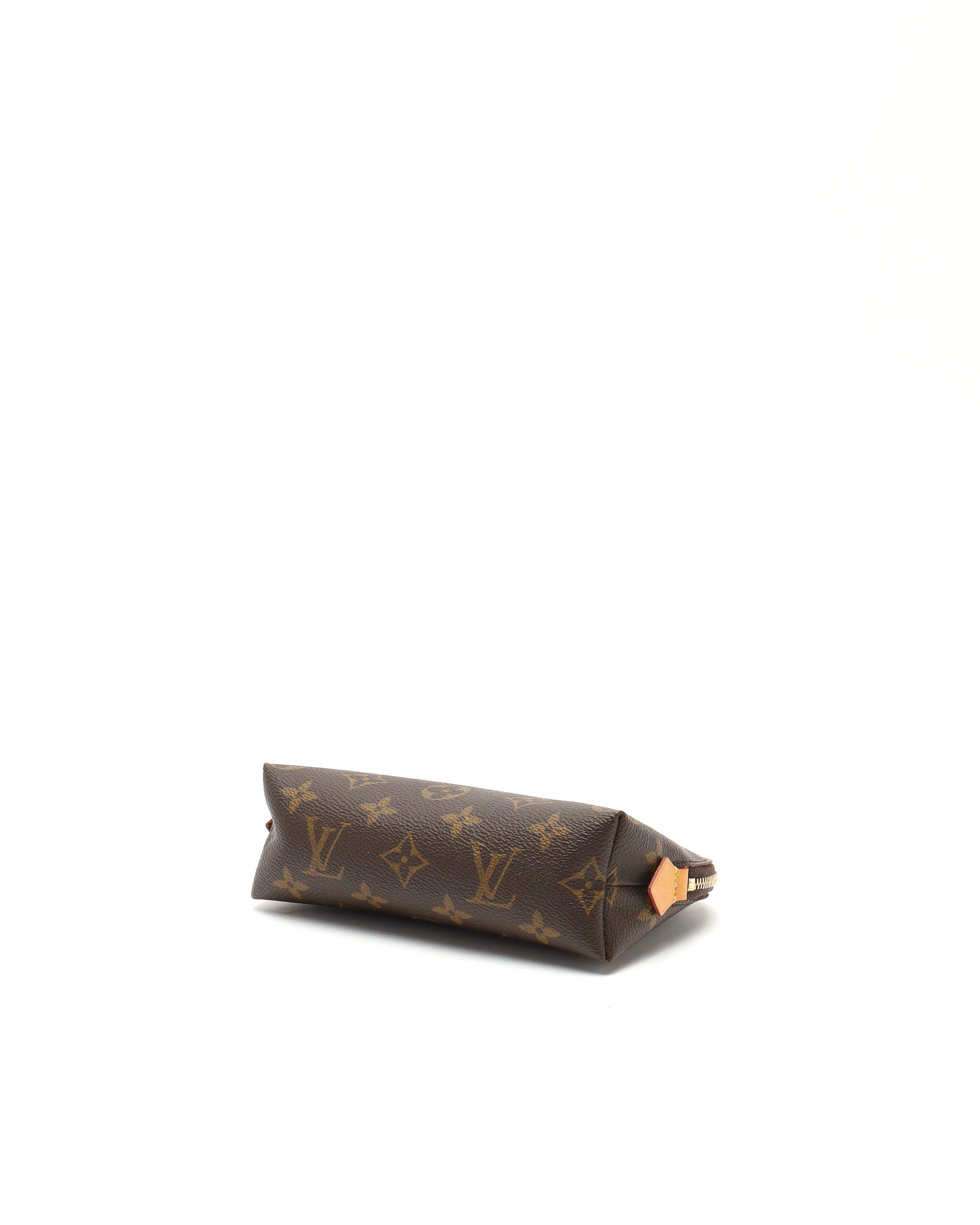 Pre-owned Louis Vuitton Monogram Cosmetic Pouch In Brown