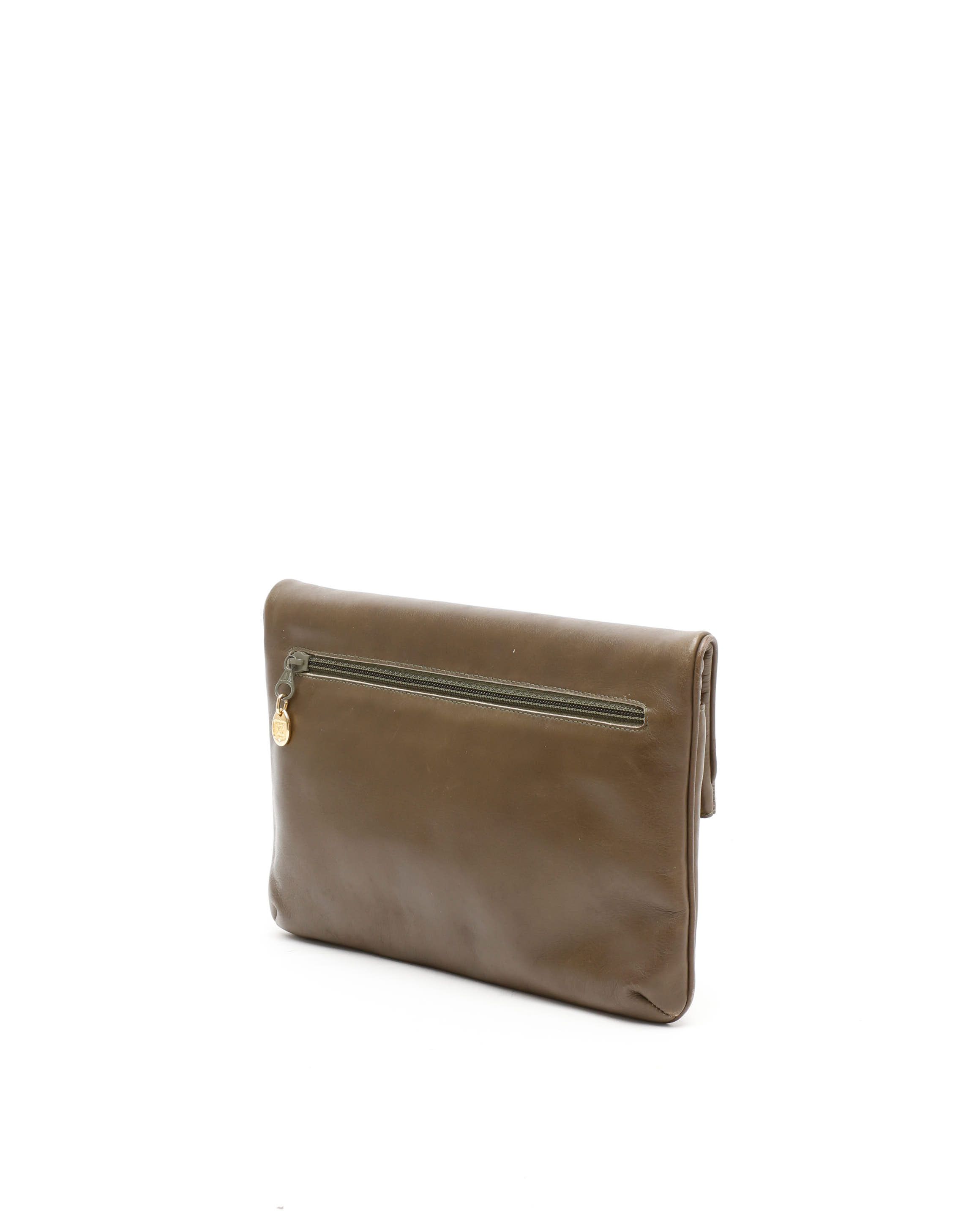 Celine Céline Triomphe Chain Clutch Bag In Brown