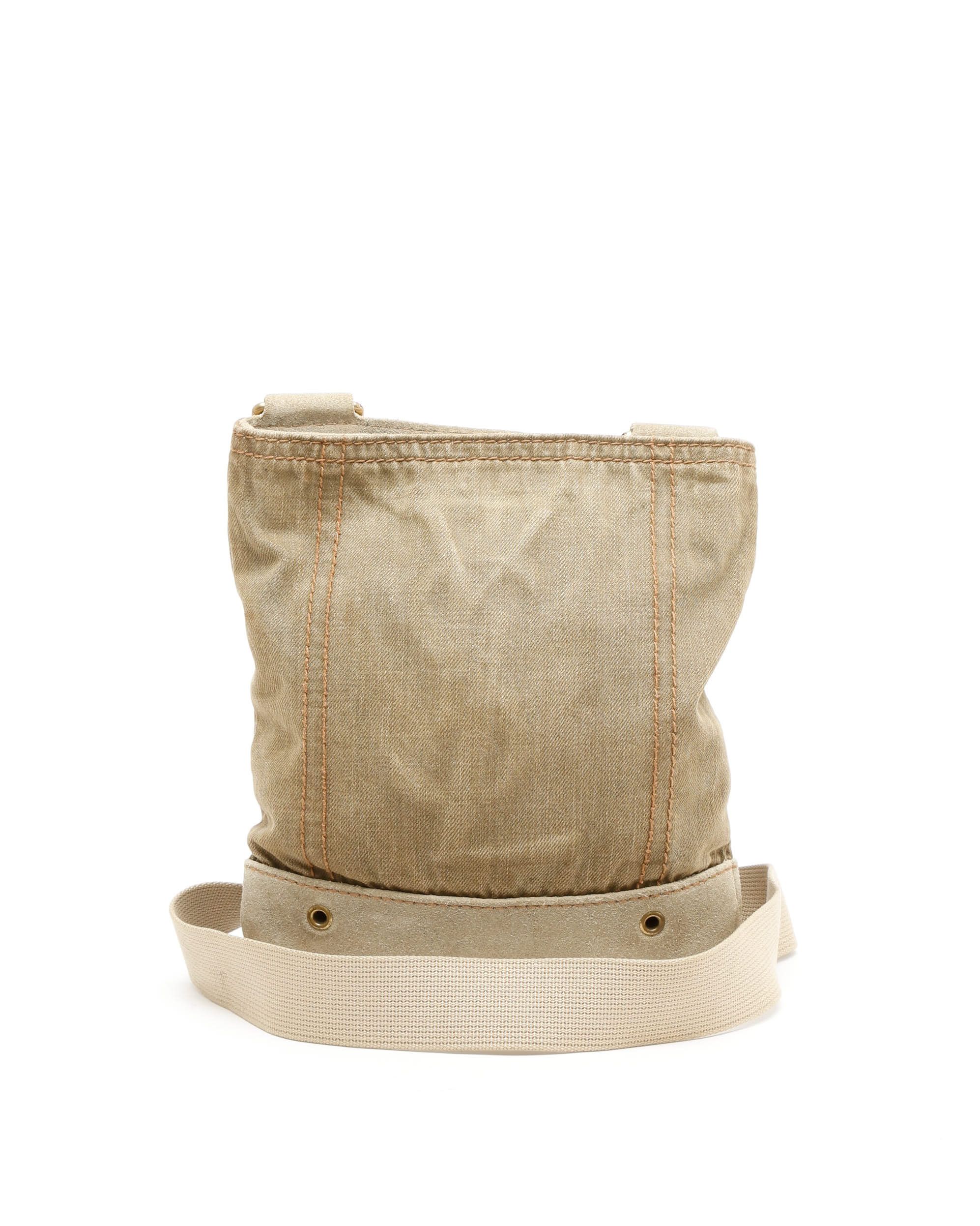 Saint Laurent Logo Shoulder Bag In Neutral