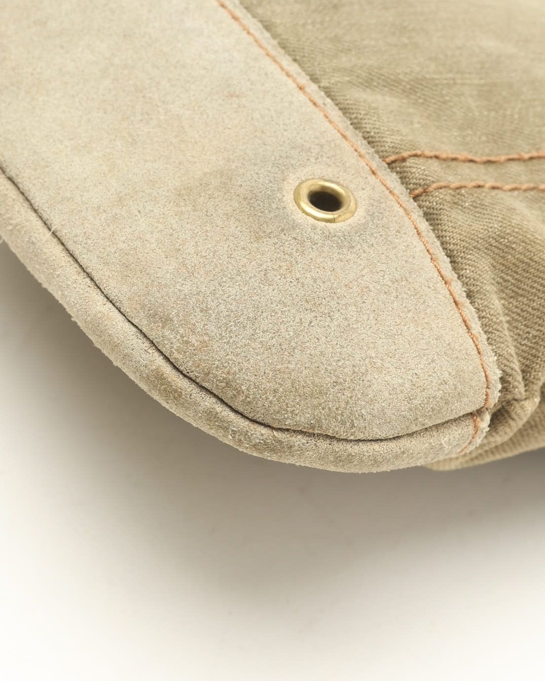 Saint Laurent Logo Shoulder Bag In Neutral