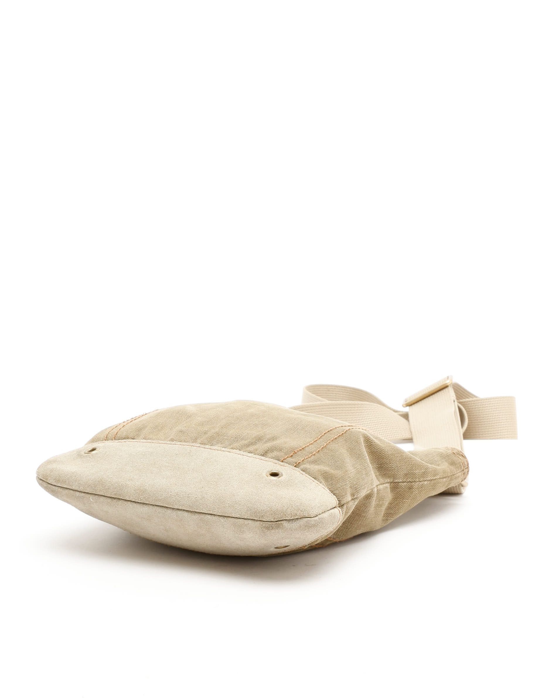 Saint Laurent Logo Shoulder Bag In Neutral