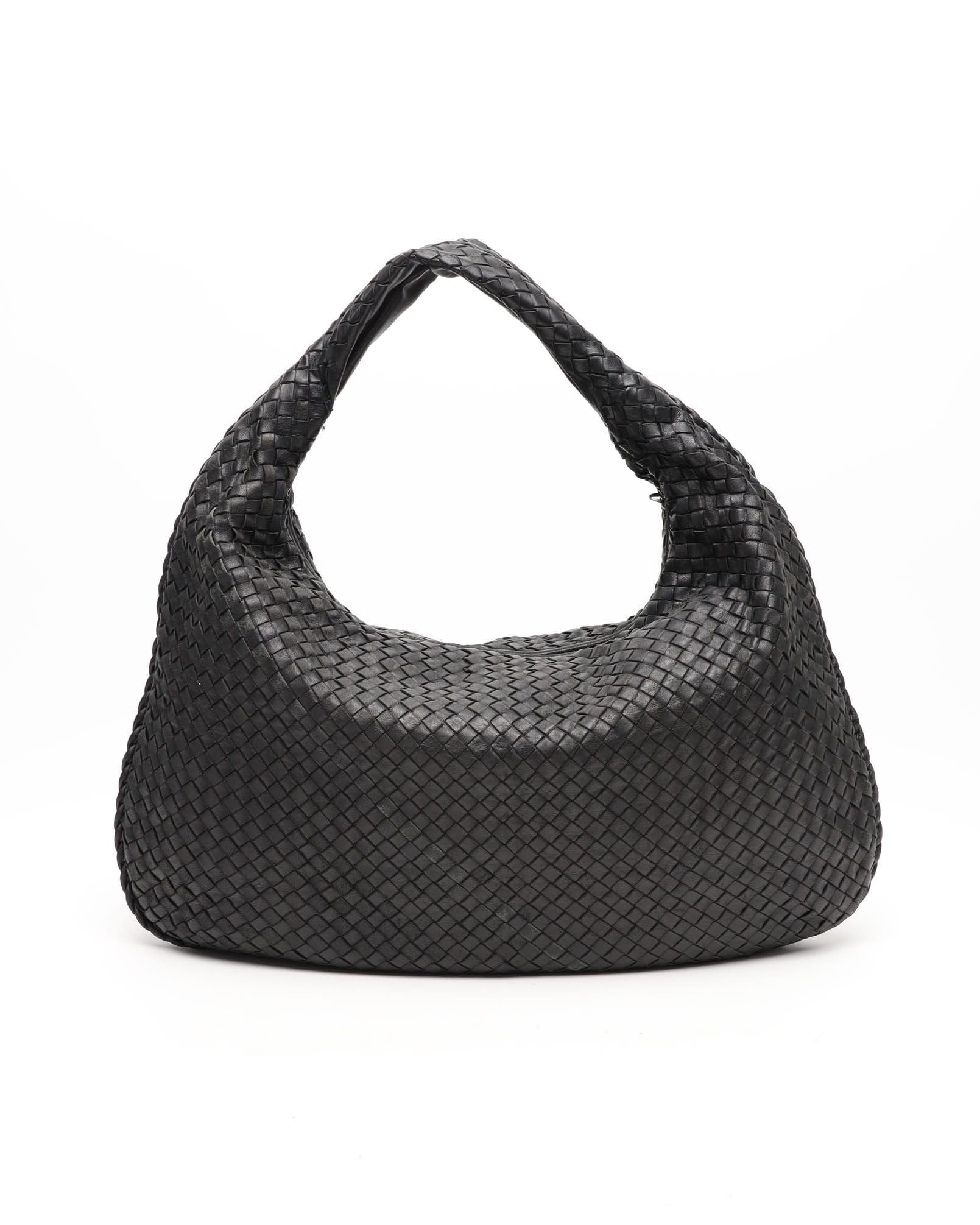 Bottega Veneta Maxi Intrecciato Hobo Bag In Black