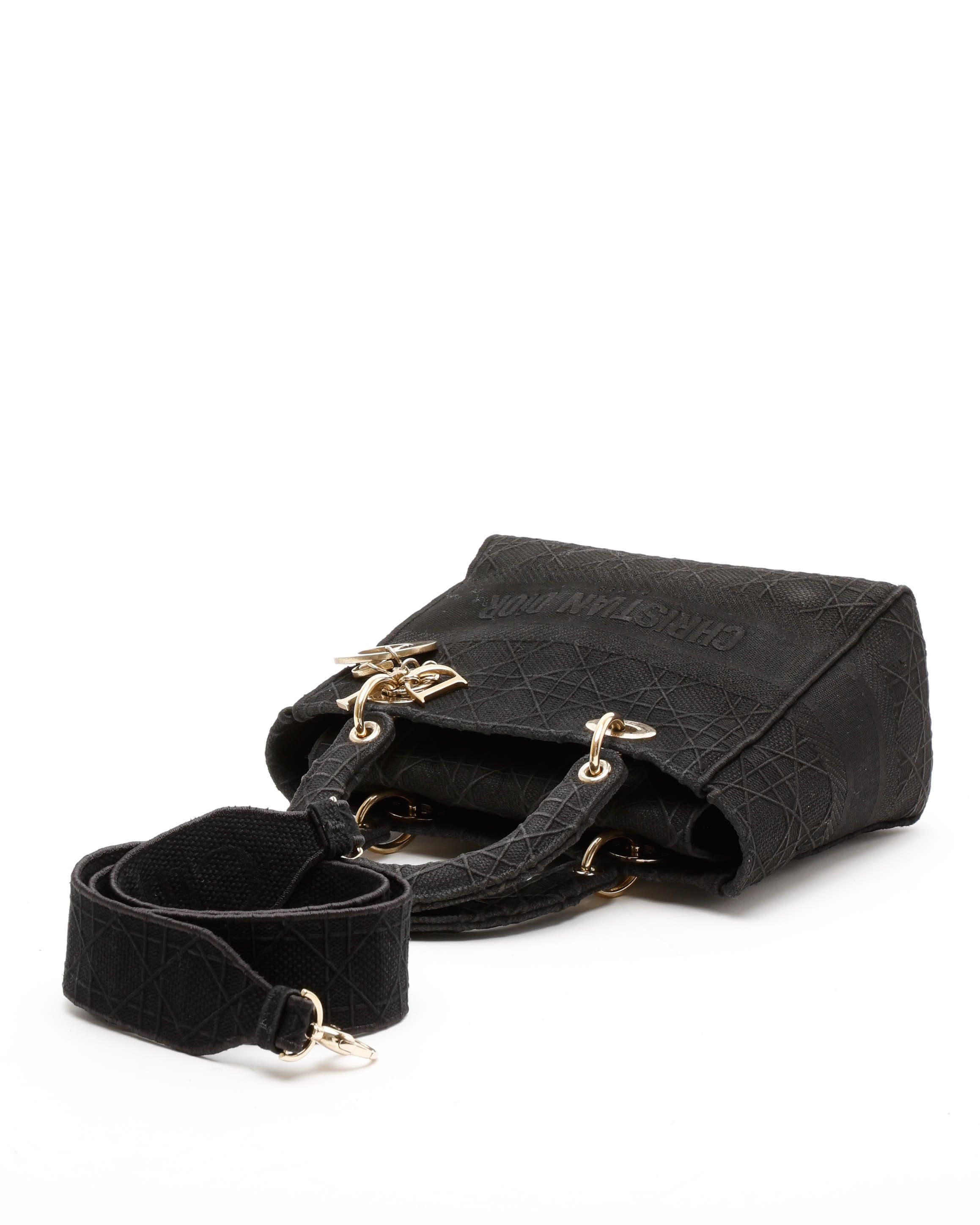 Dior Christian  Medium Lady D-lite Bag In Black