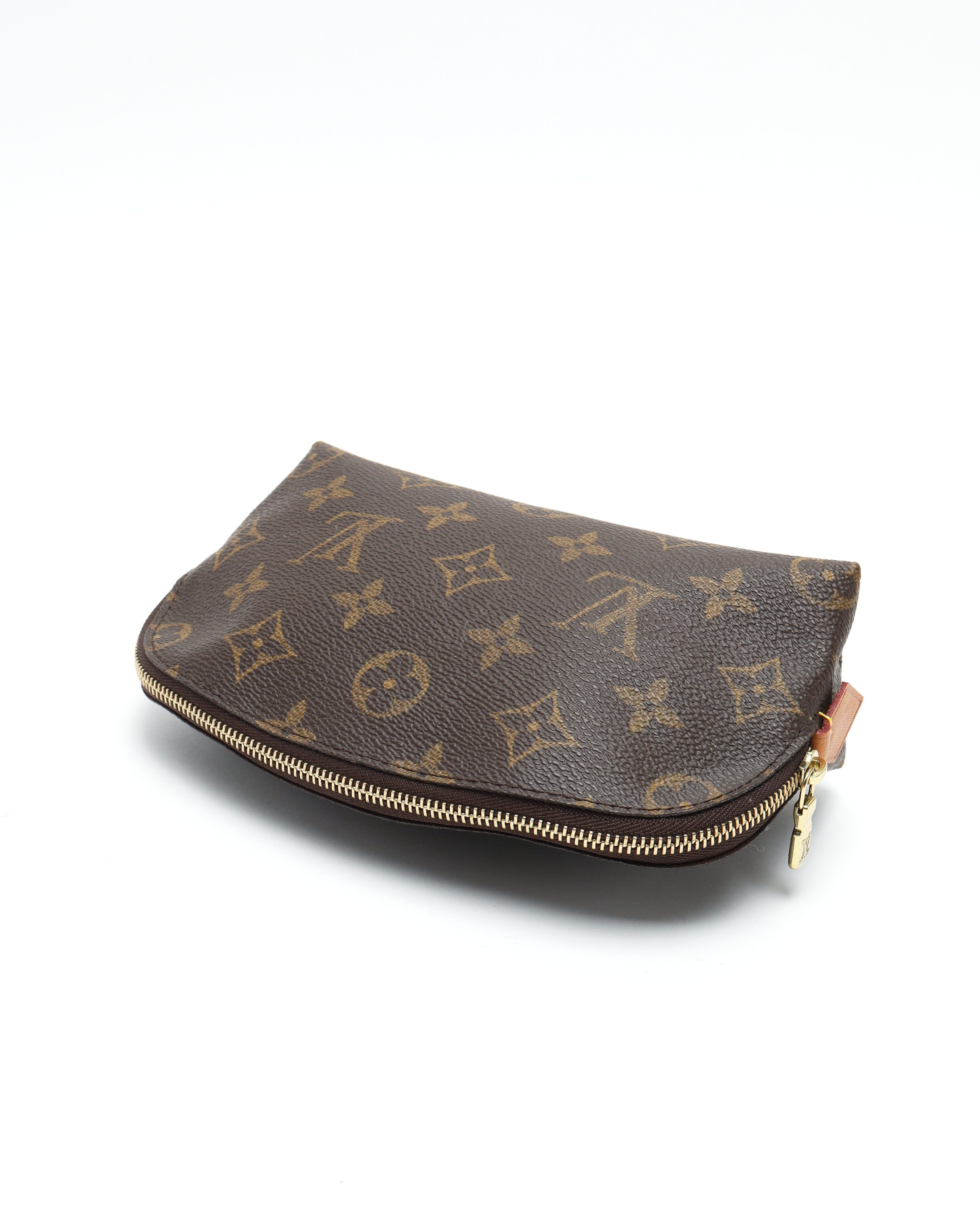 Pre-owned Louis Vuitton Monogram Cosmetic Pouch In Brown