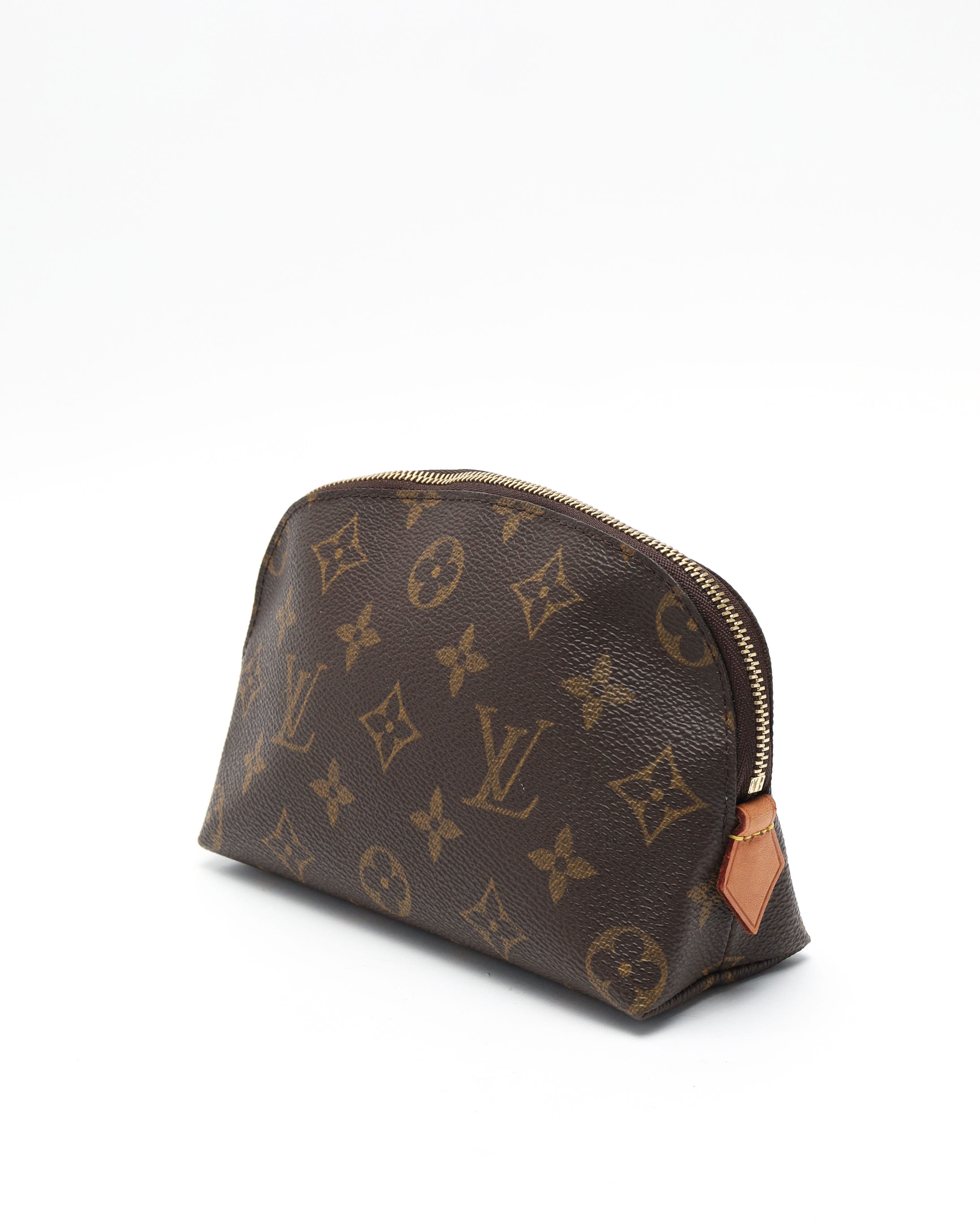 Pre-owned Louis Vuitton Monogram Cosmetic Pouch In Brown